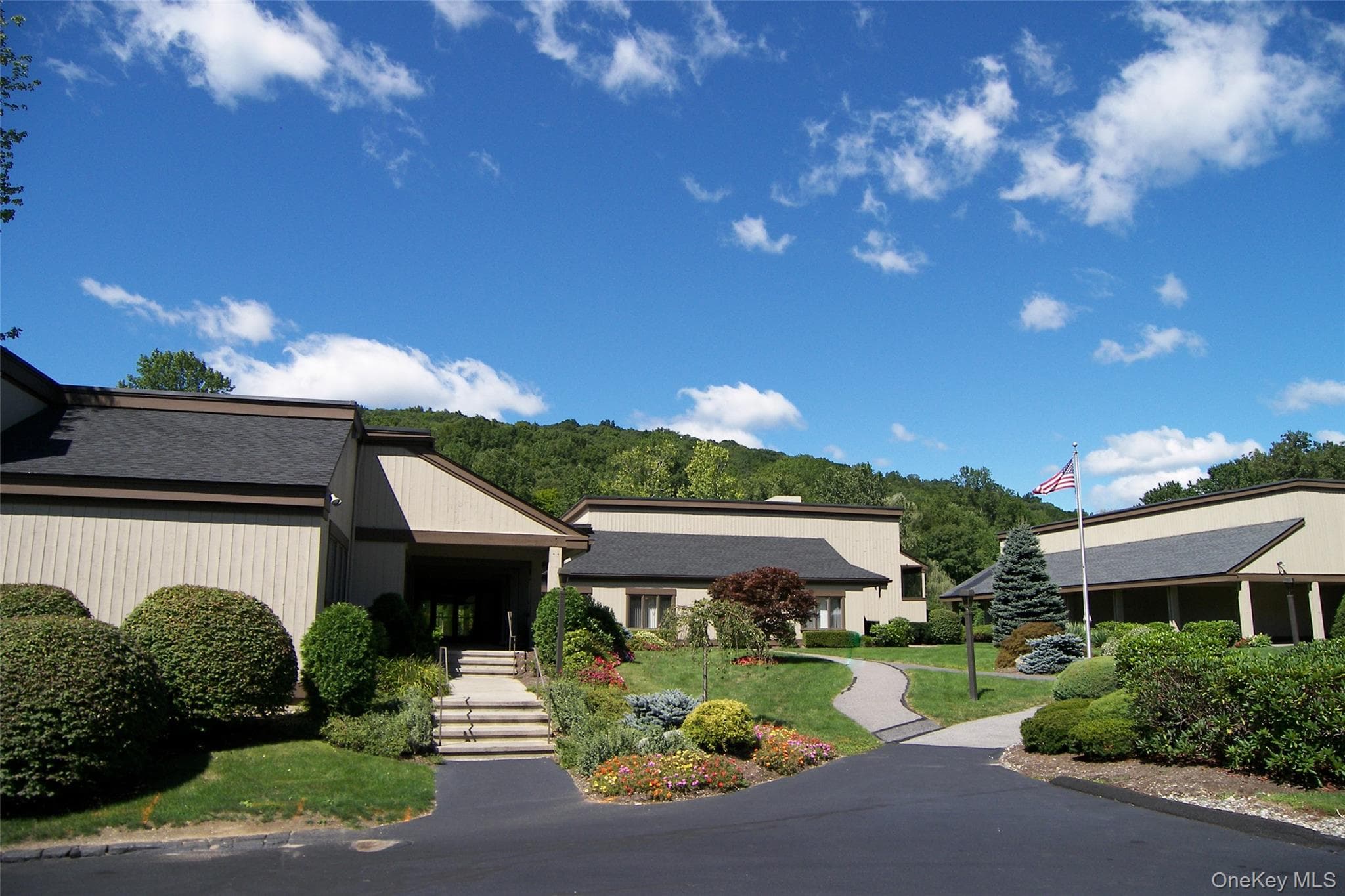363 Heritage Hills Drive Unit: A thumbnail 24