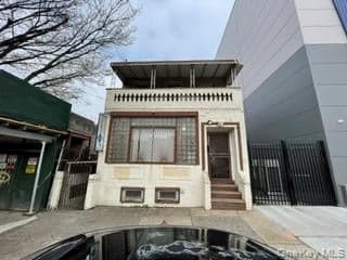 4327 Park Avenue thumbnail 3