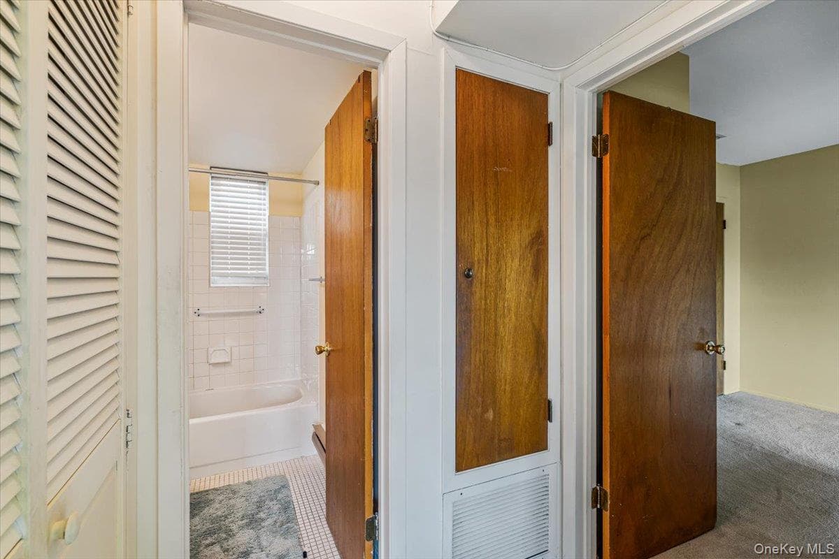 67-71 Cloverdale Lane Unit: 148 thumbnail 13