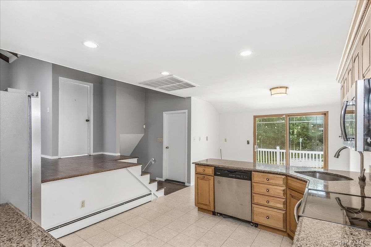 274 Marlin Street thumbnail 12