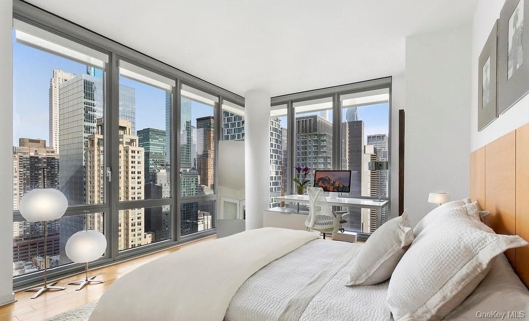 310 W 52nd Street Unit: 35A thumbnail 6