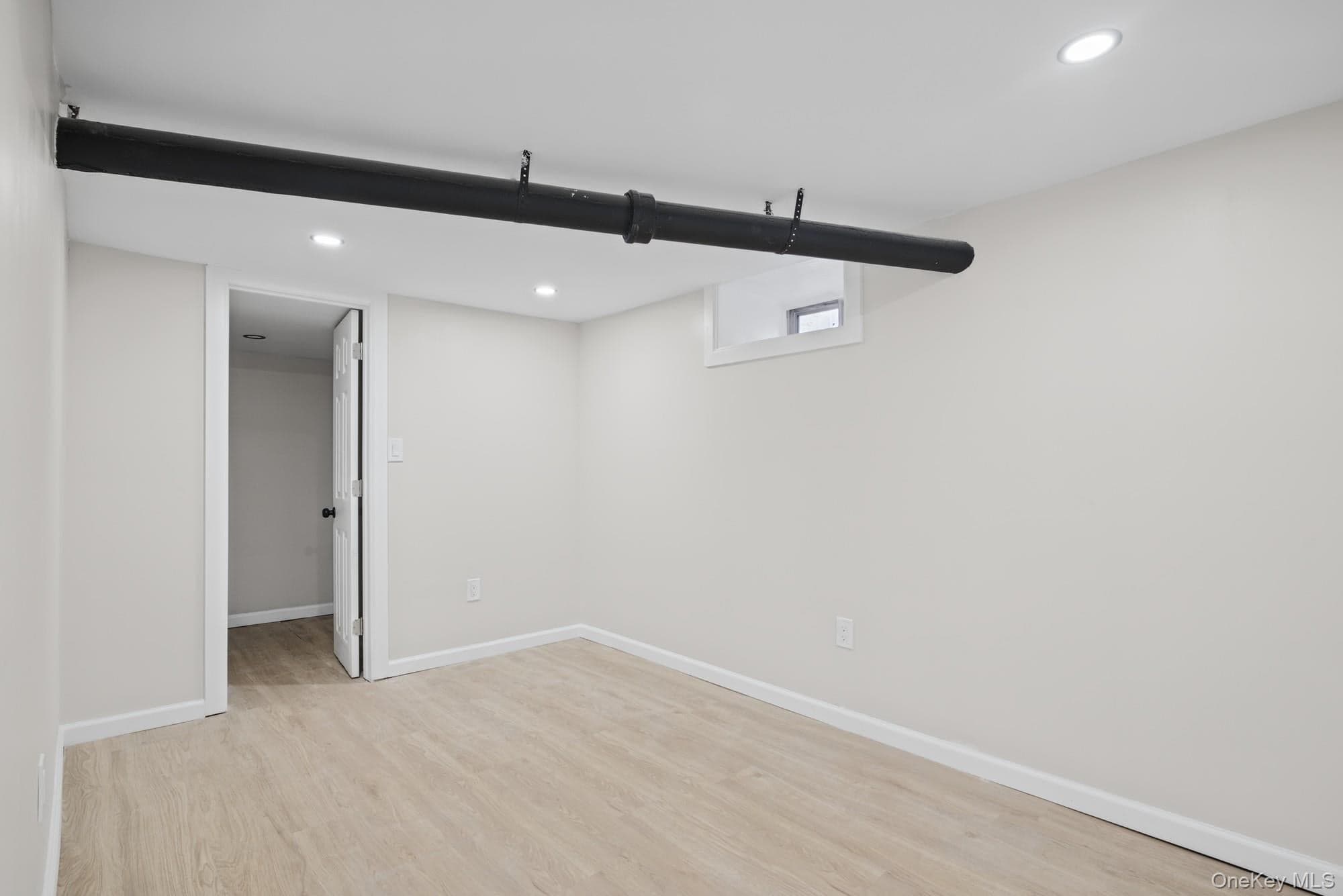 639 S 5th Avenue thumbnail 13