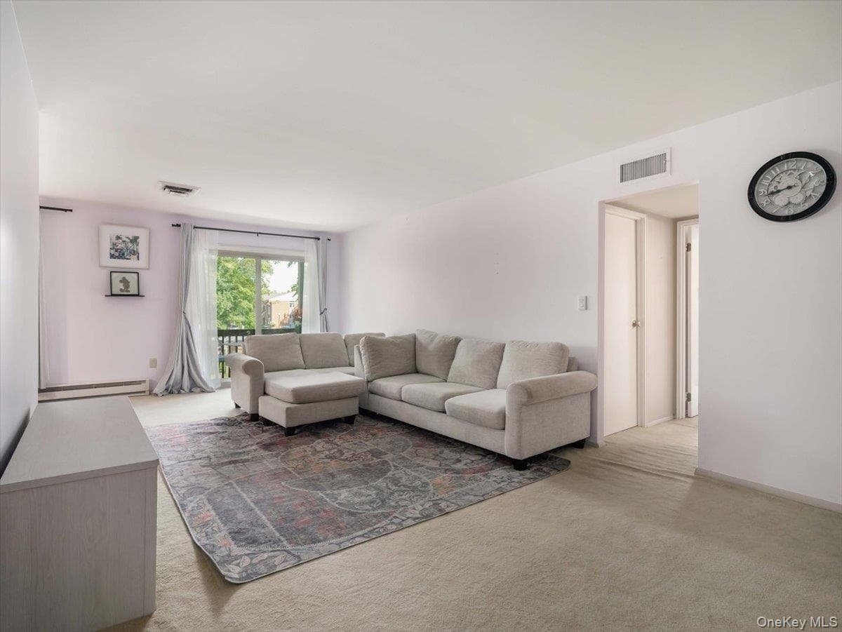 139 Sterling Street Unit: 139 thumbnail 13