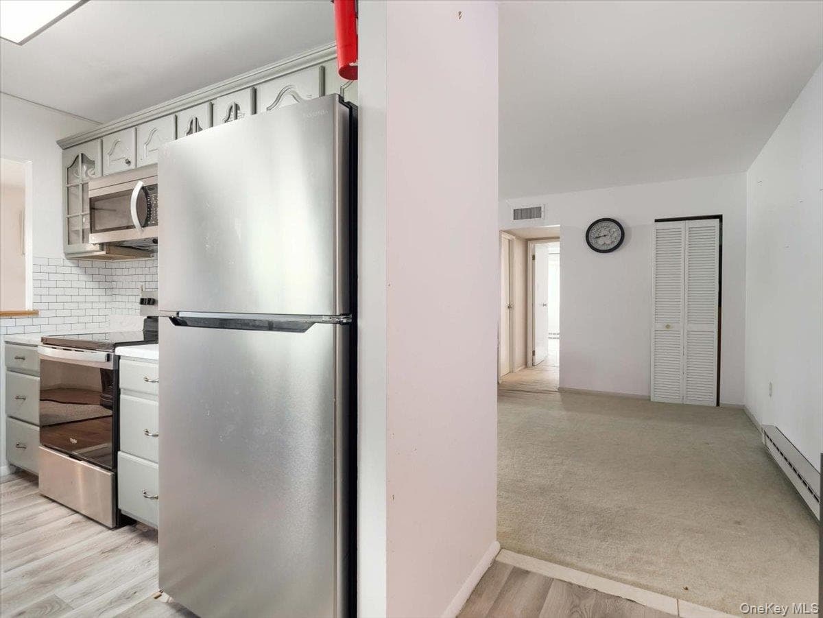 139 Sterling Street Unit: 139 thumbnail 3