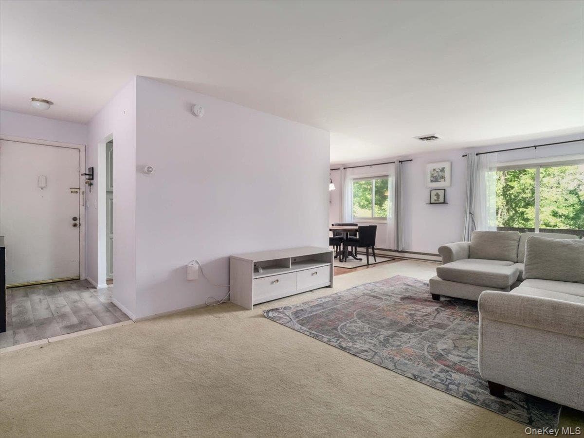 139 Sterling Street Unit: 139 thumbnail 11