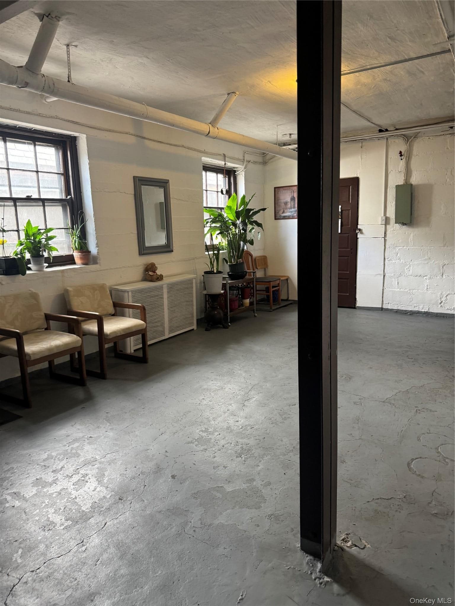 33 Douglas Avenue thumbnail 19