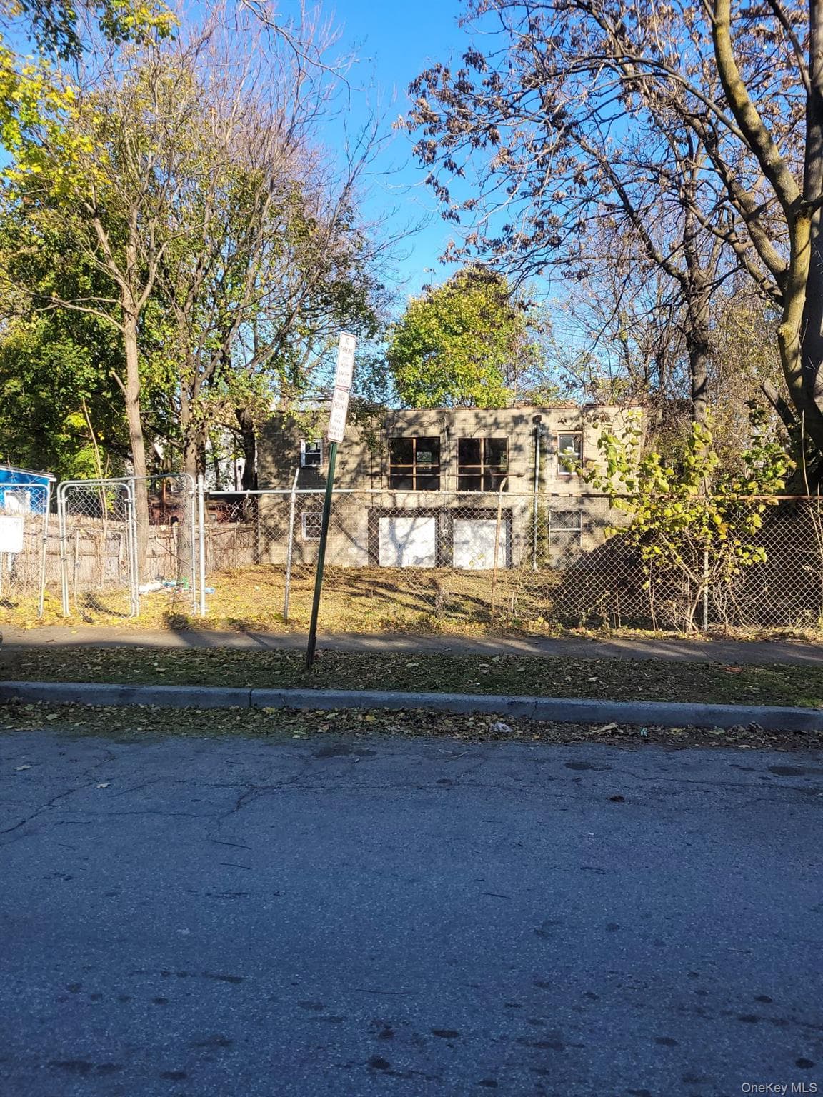 18 Hasbrouck Street thumbnail 13
