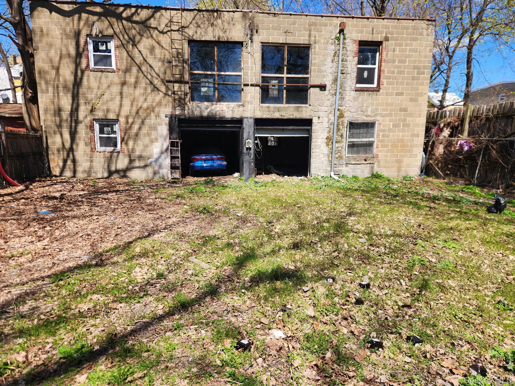 18 Hasbrouck Street thumbnail 3