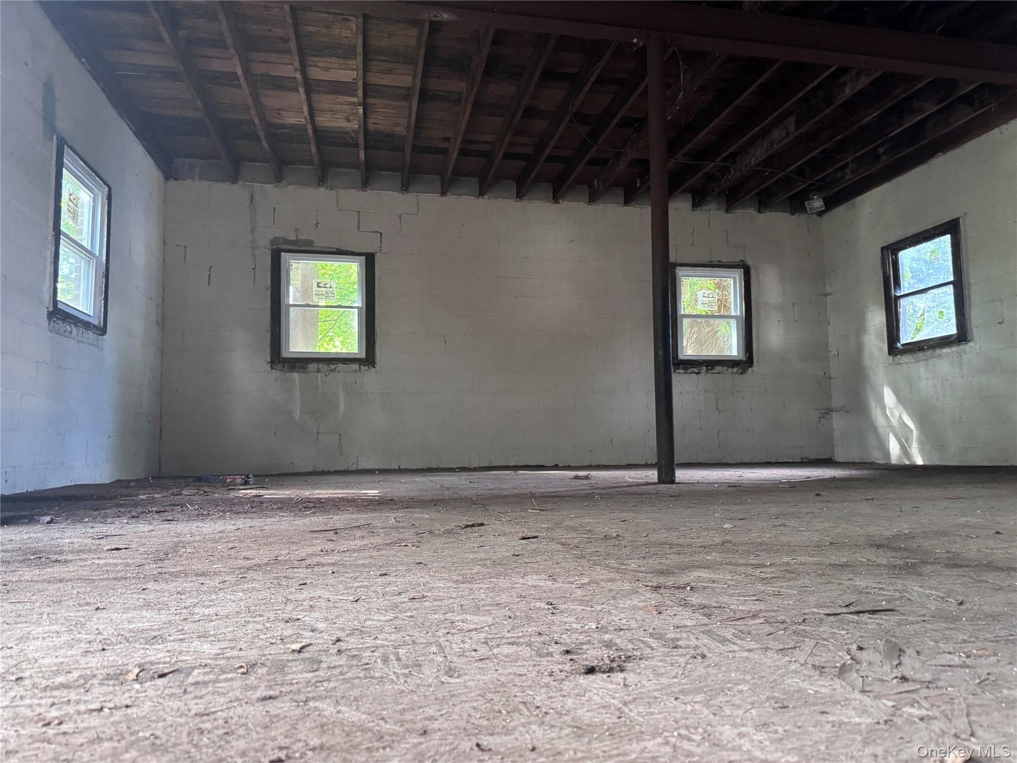 18 Hasbrouck Street thumbnail 10