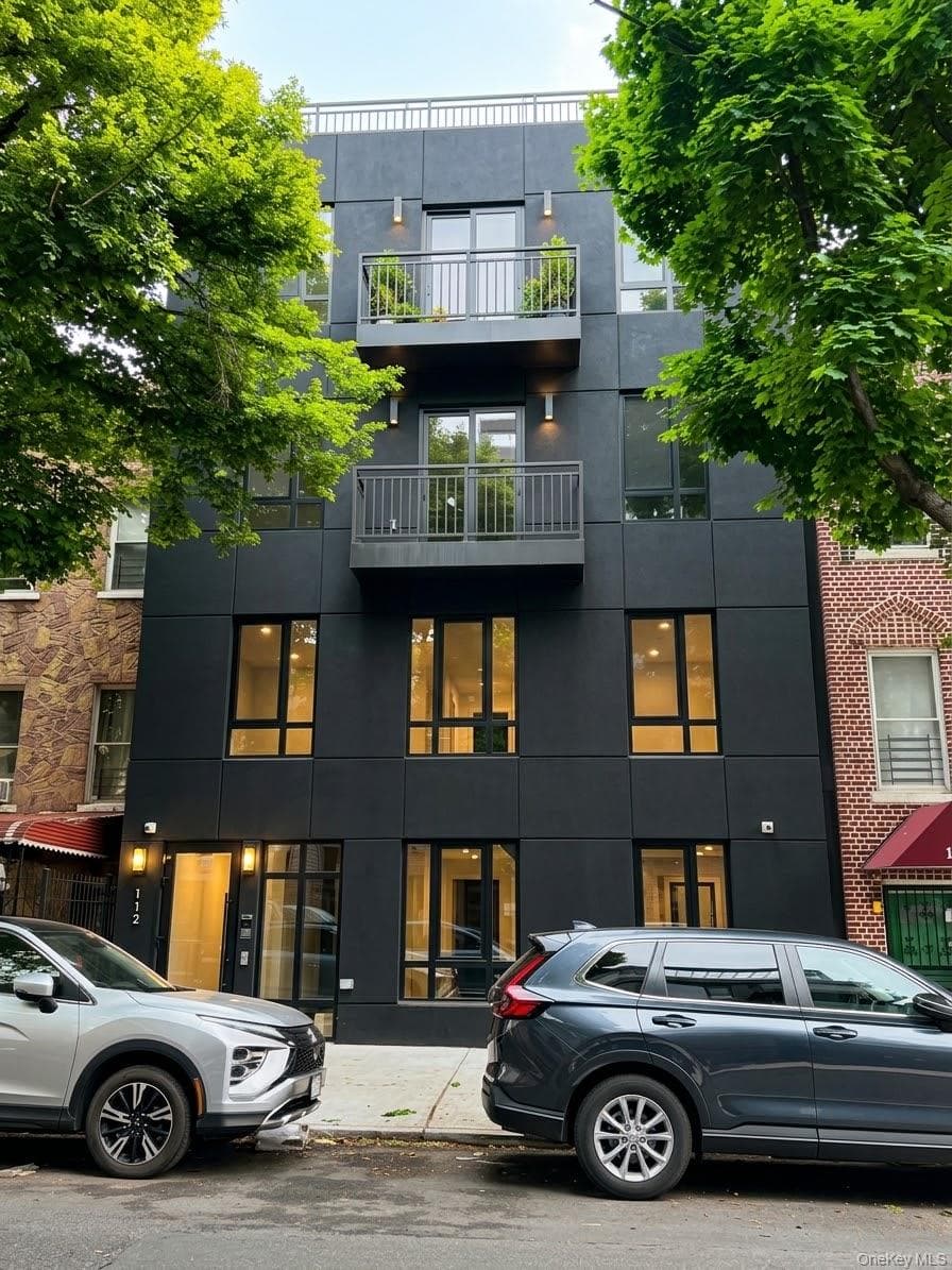 112 Schaefer Street thumbnail 2