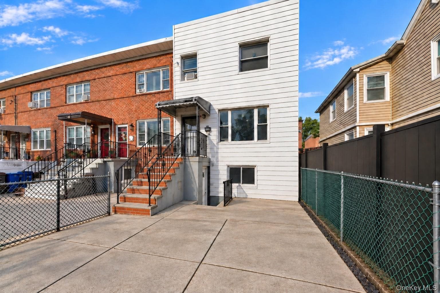 276 Swinton Avenue thumbnail 2