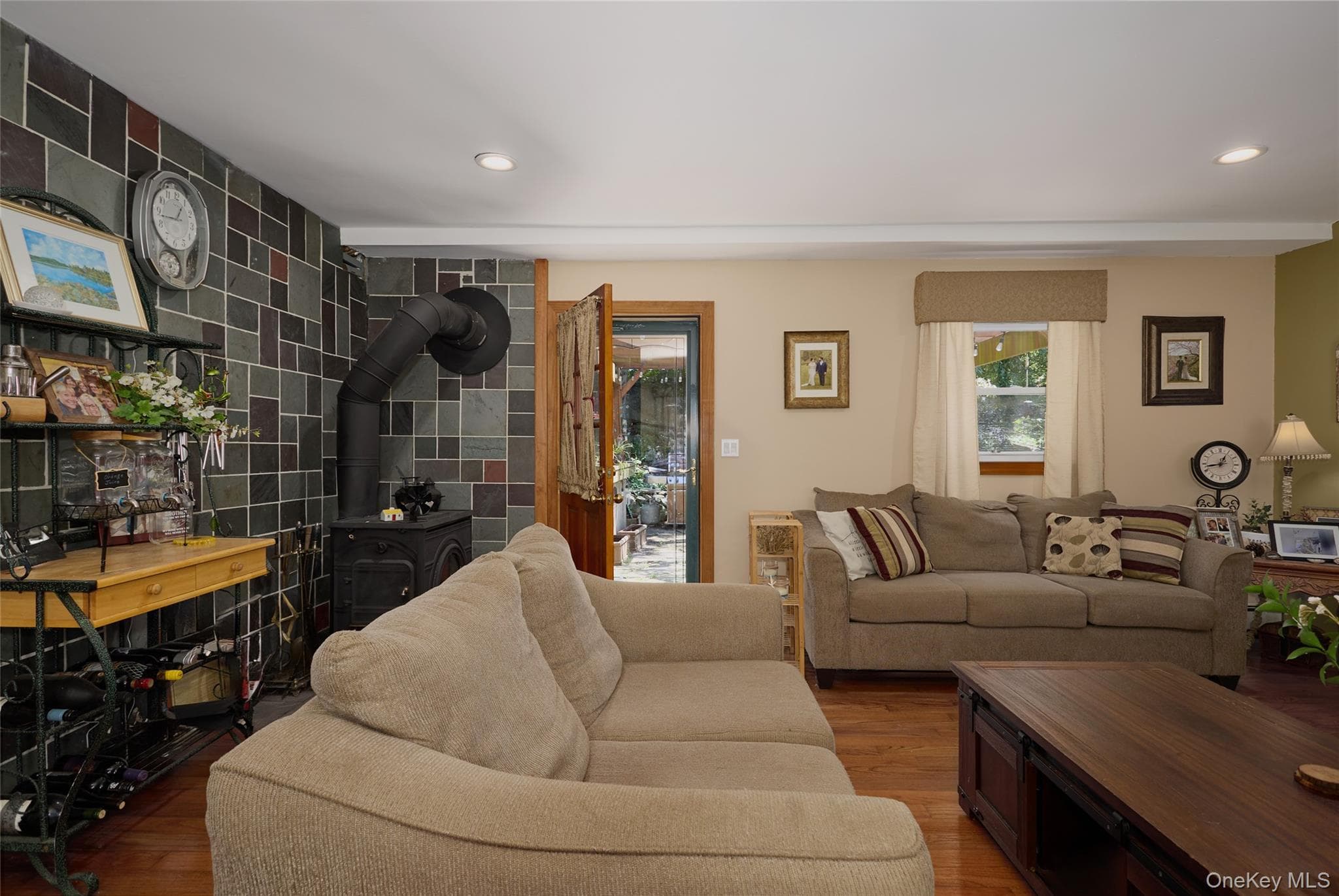 140 Nardin Road thumbnail 13