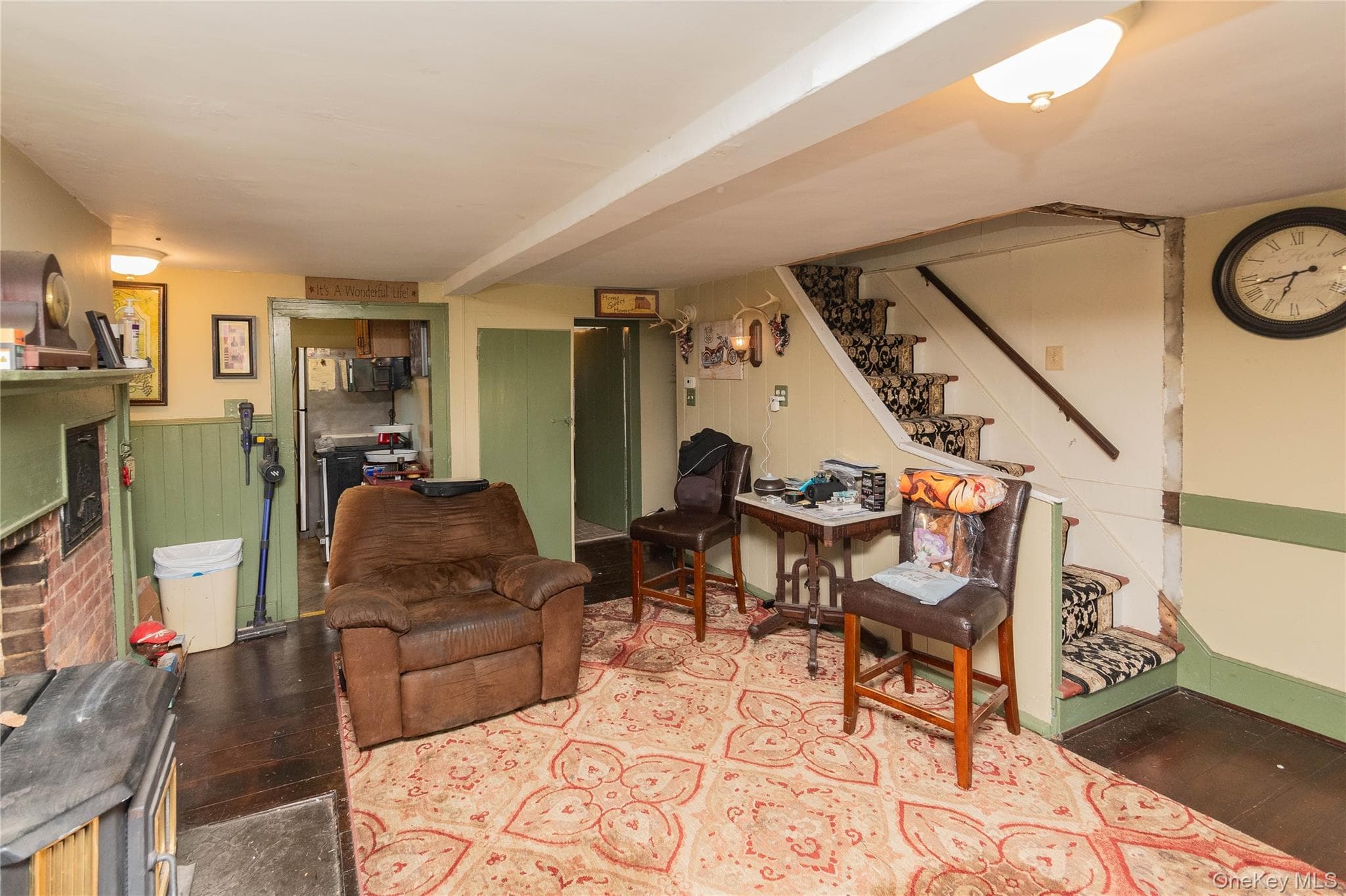111 Browns Road thumbnail 4