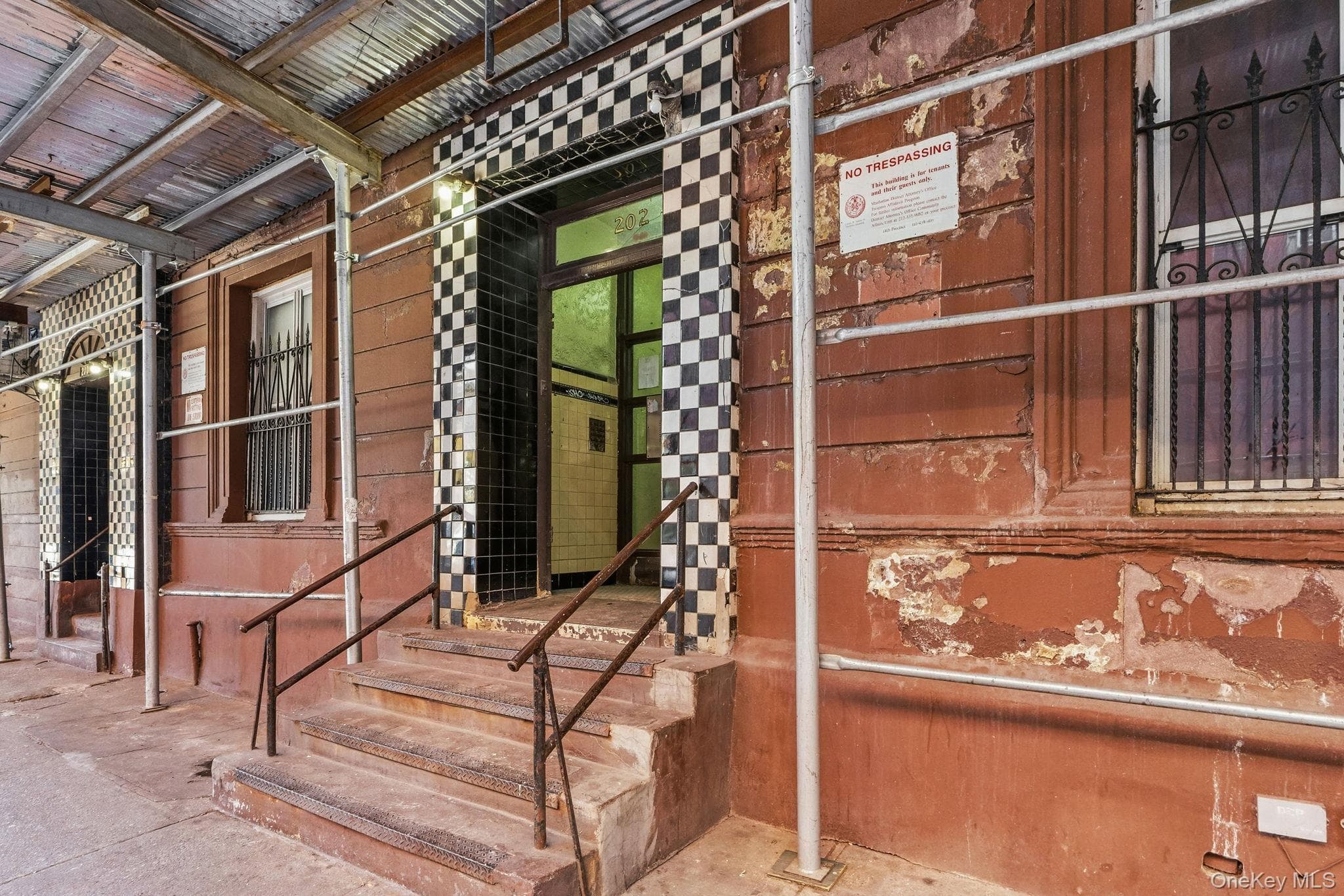202 W 118th St St Unit: 5A thumbnail 14