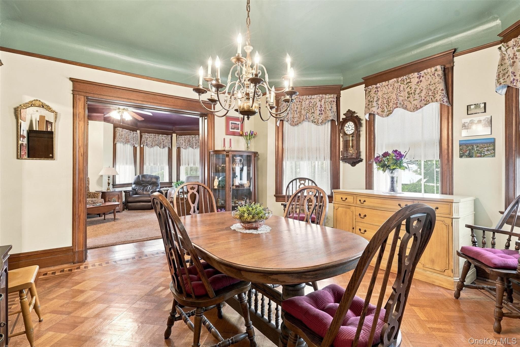 349 Albany Avenue thumbnail 19
