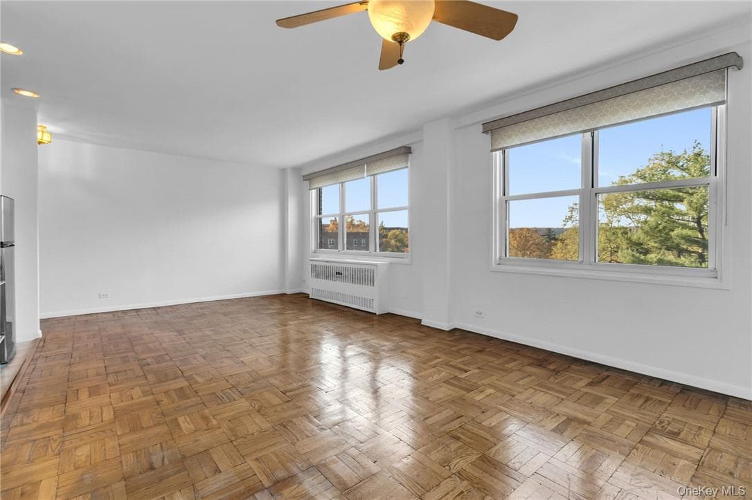 3935 Blackstone Avenue Unit: 5K thumbnail 3