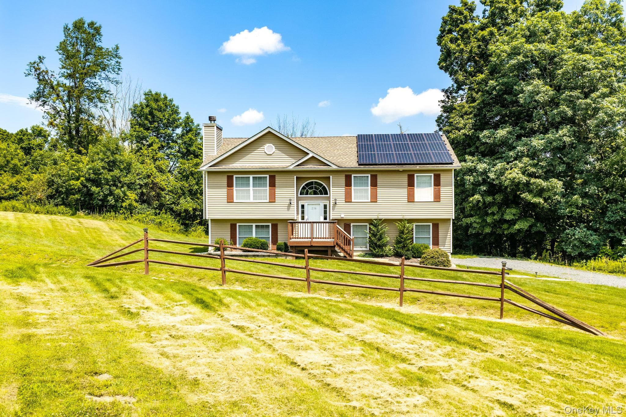 236 Springbrook Road photo 1