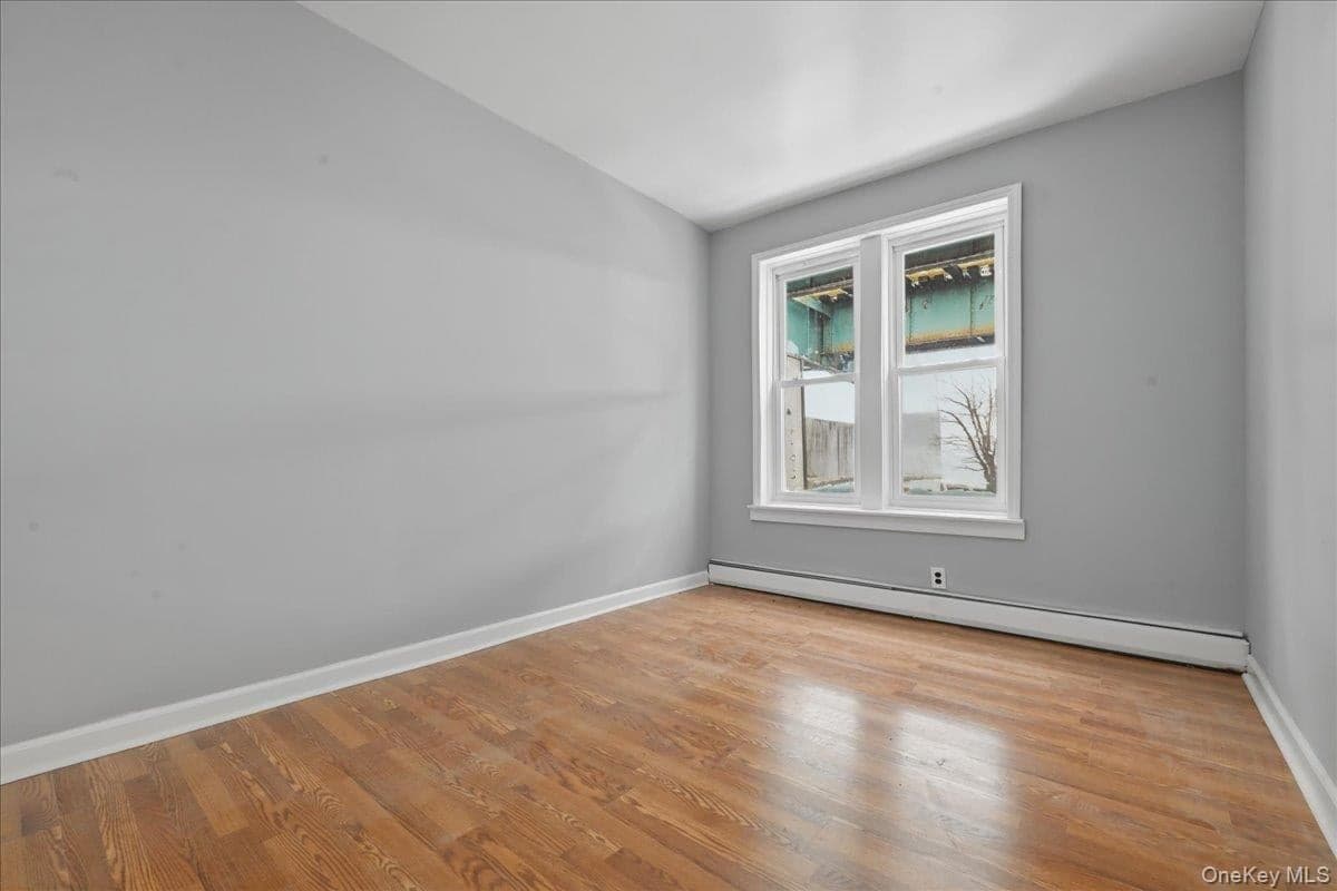 12610 Jamaica Avenue thumbnail 19