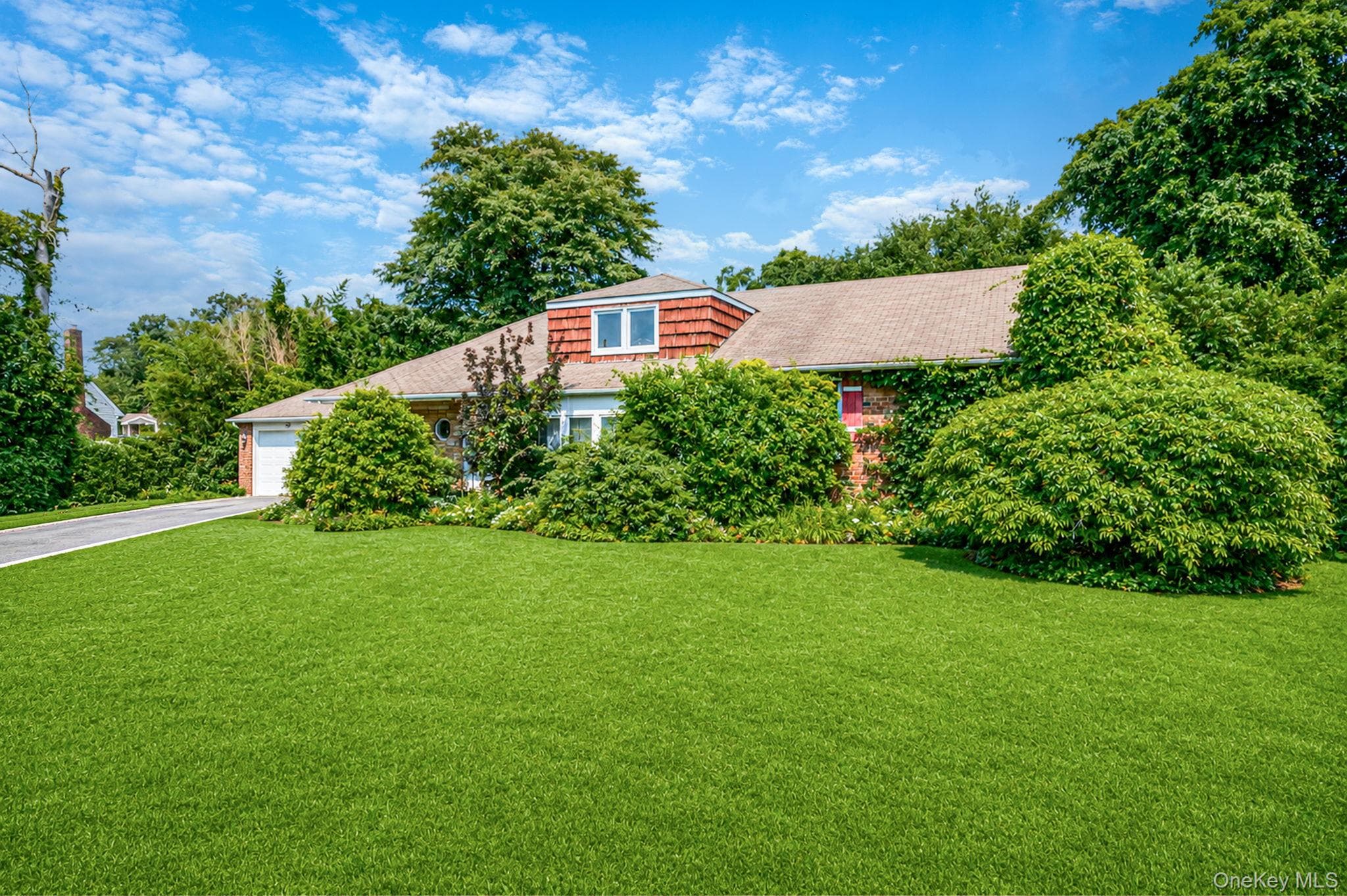 893 Gardiner Drive thumbnail 5