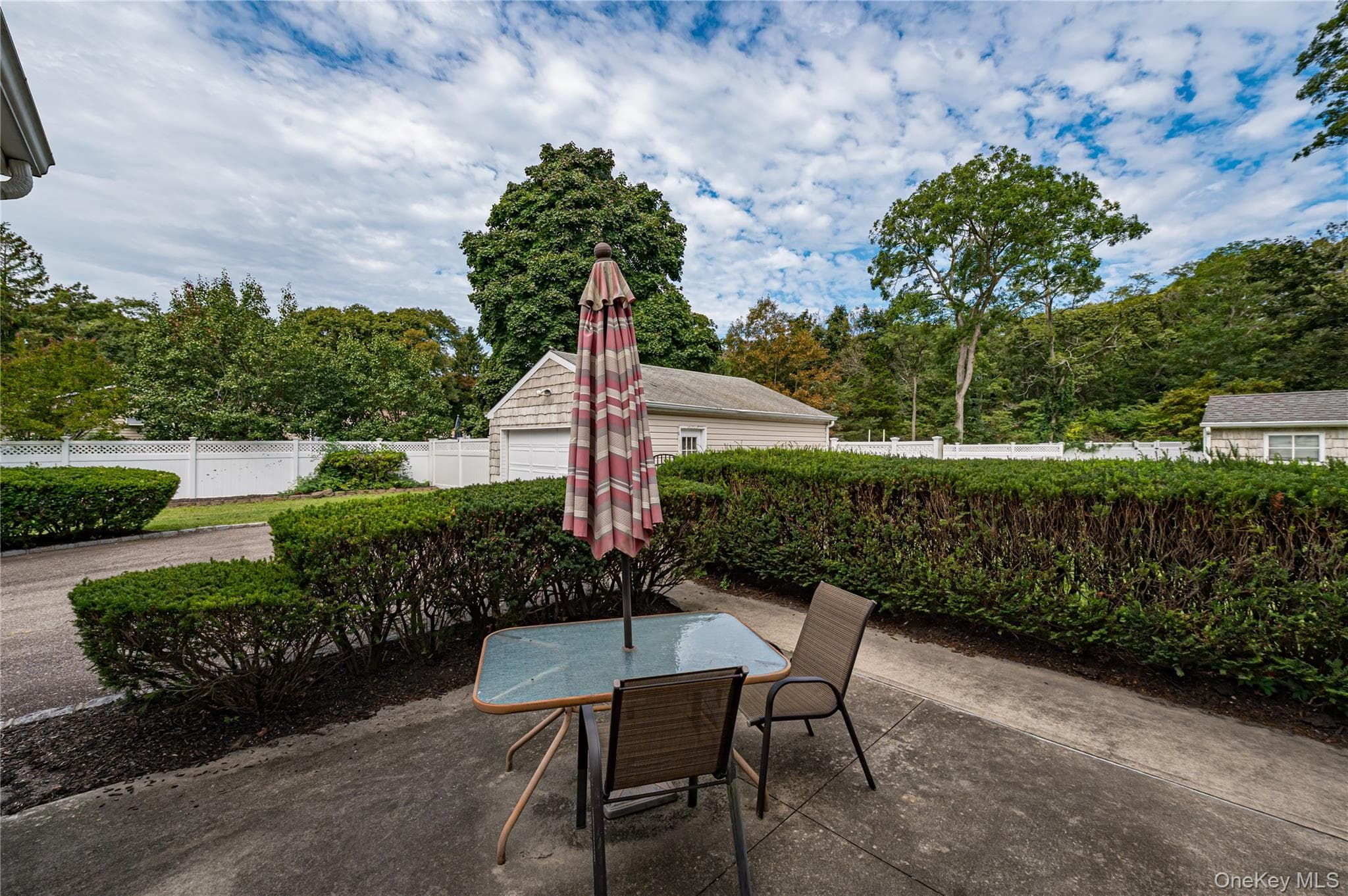63 Barretts Avenue thumbnail 8