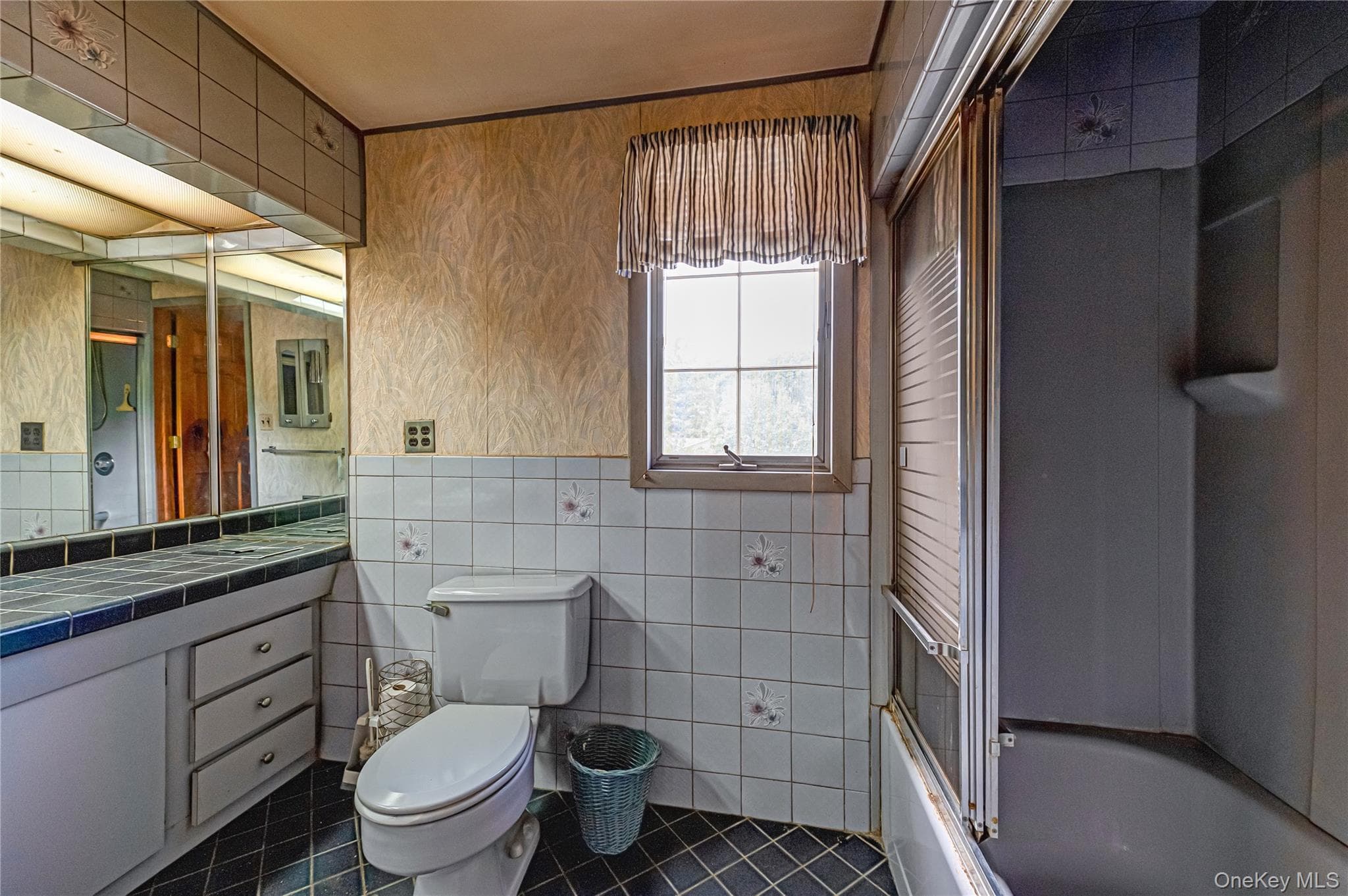 63 Barretts Avenue thumbnail 17