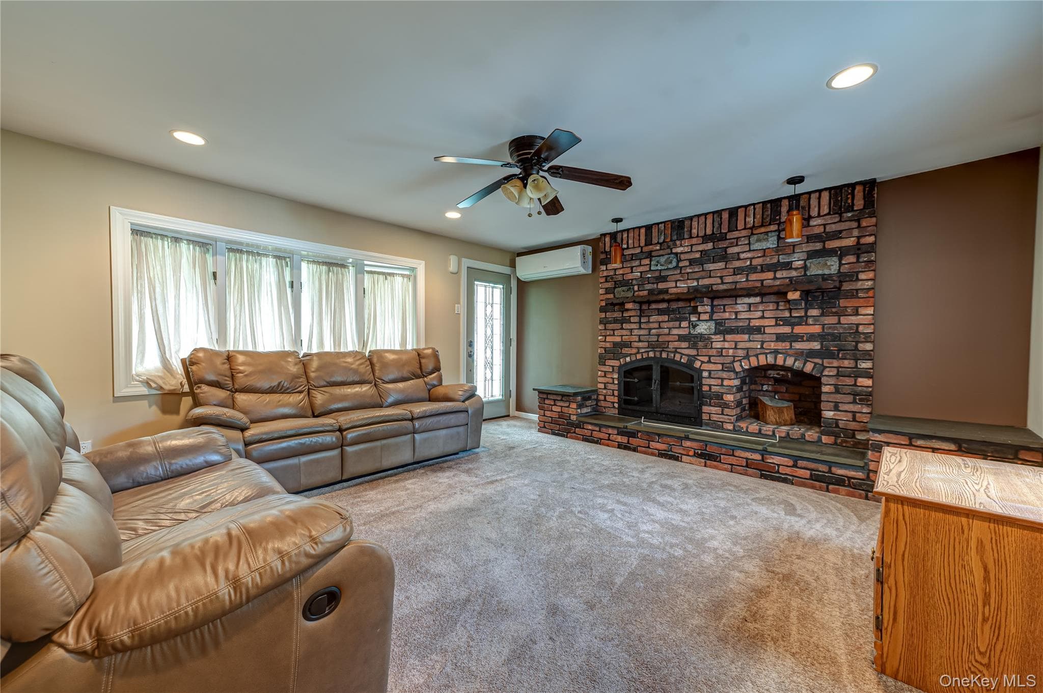 63 Barretts Avenue thumbnail 9