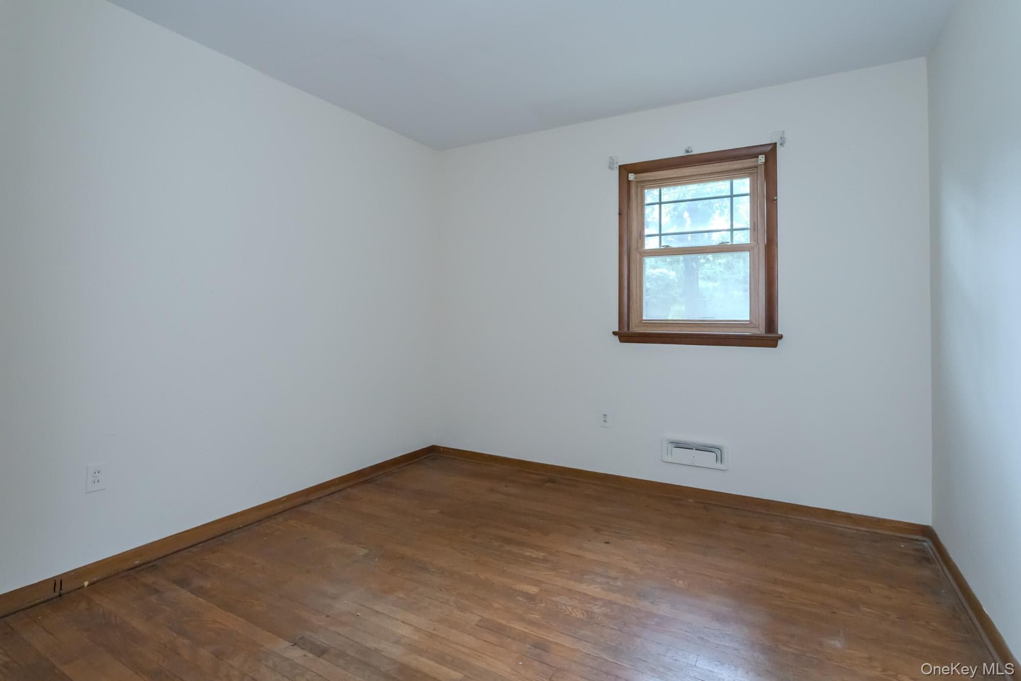 8 Crescent Avenue thumbnail 13