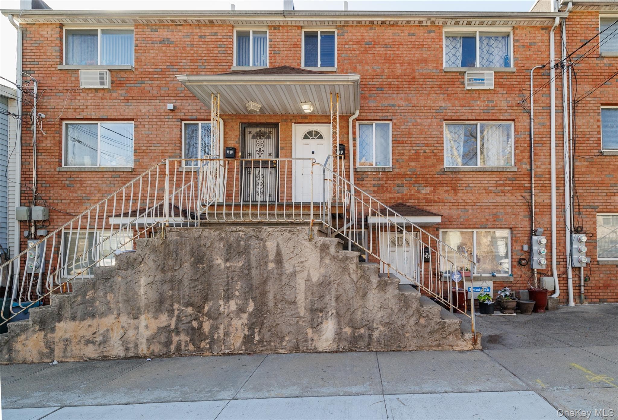 15-06 124th St, College Point