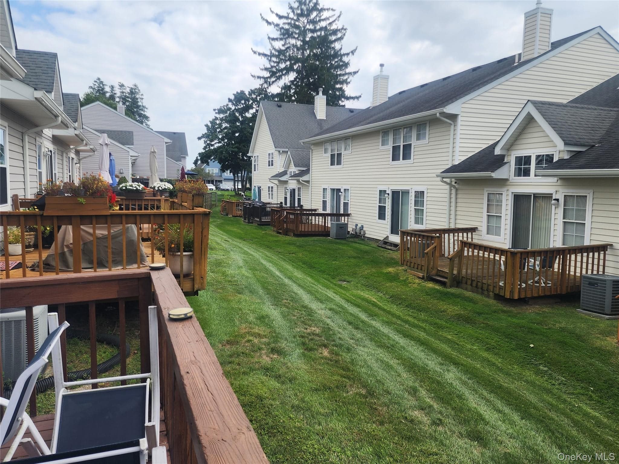 4 Sprucewood Boulevard thumbnail 39