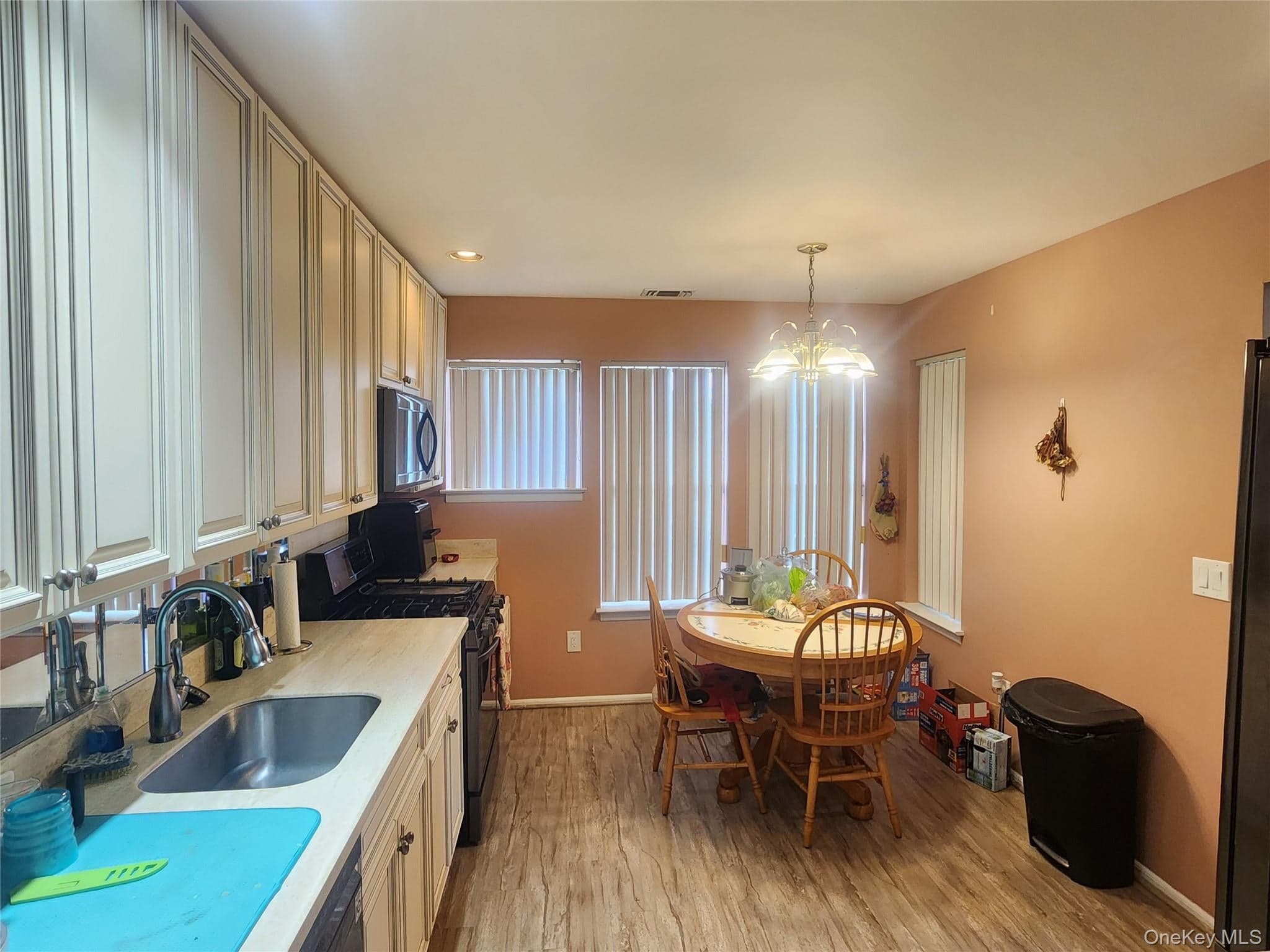 4 Sprucewood Boulevard thumbnail 14