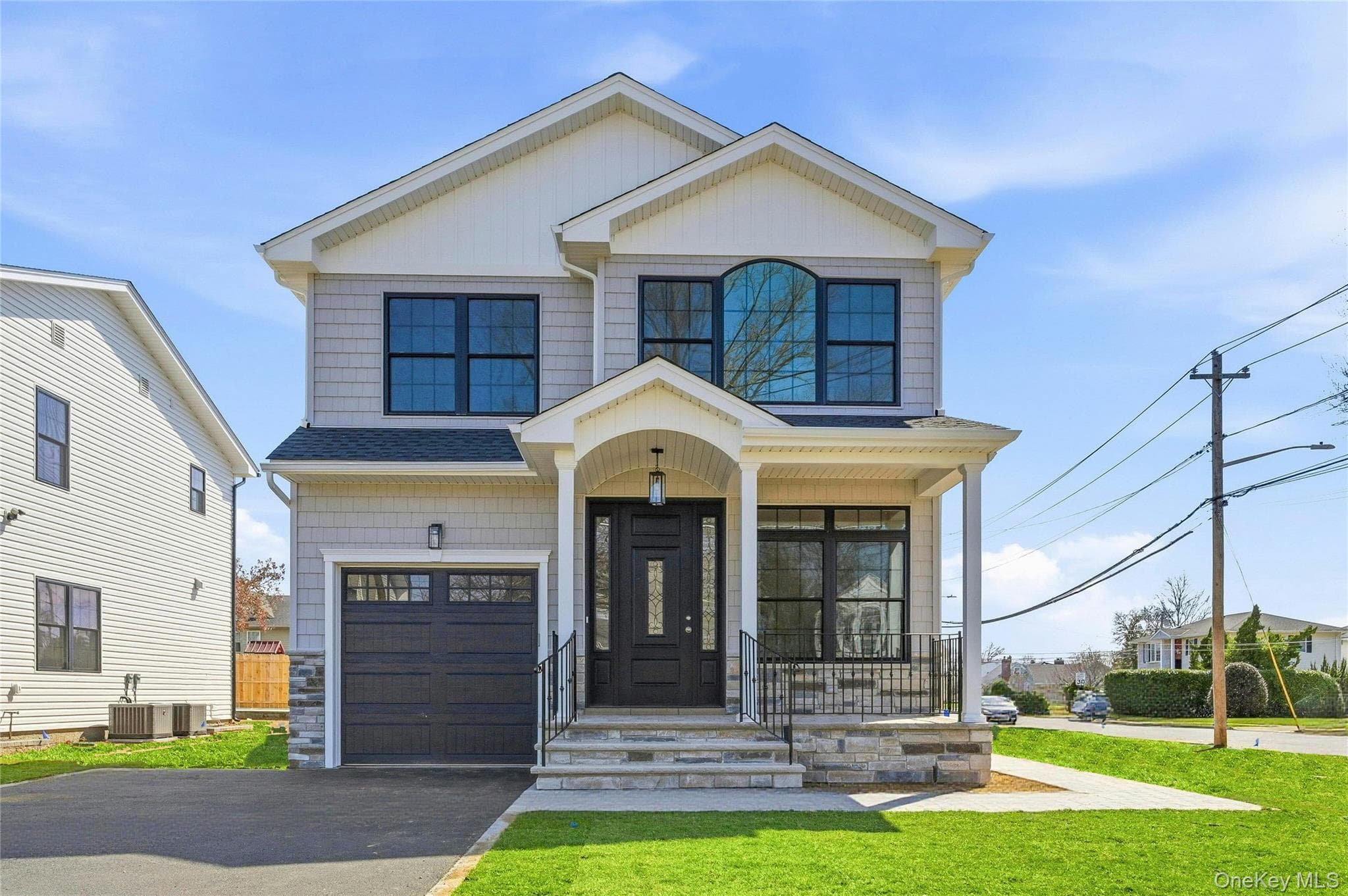 3380 Woodward Avenue, Wantagh