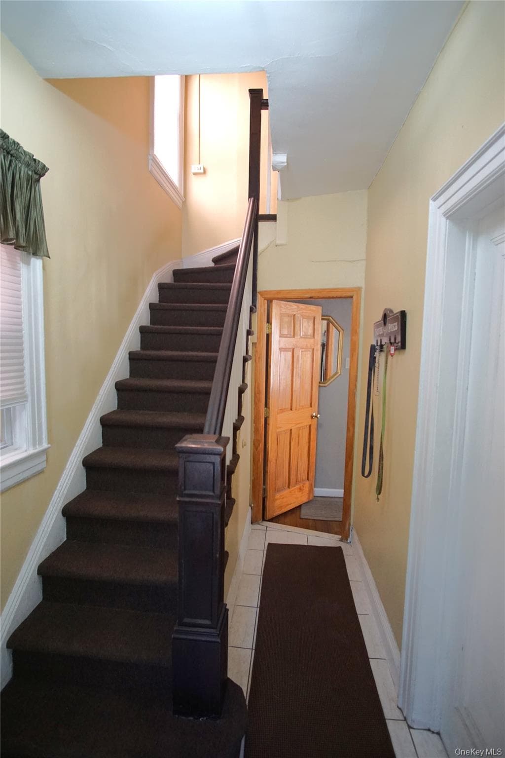 2430 Esplanade Avenue thumbnail 2