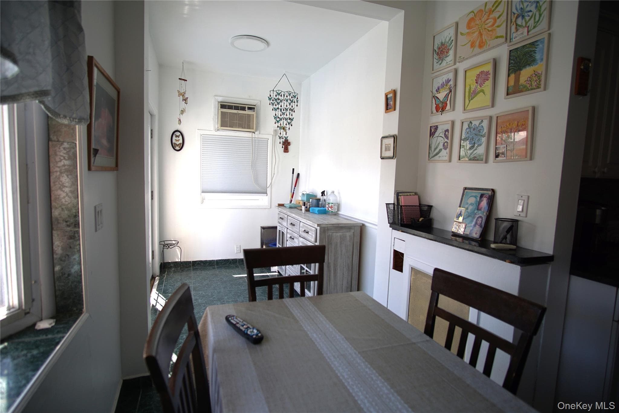 2430 Esplanade Avenue thumbnail 5