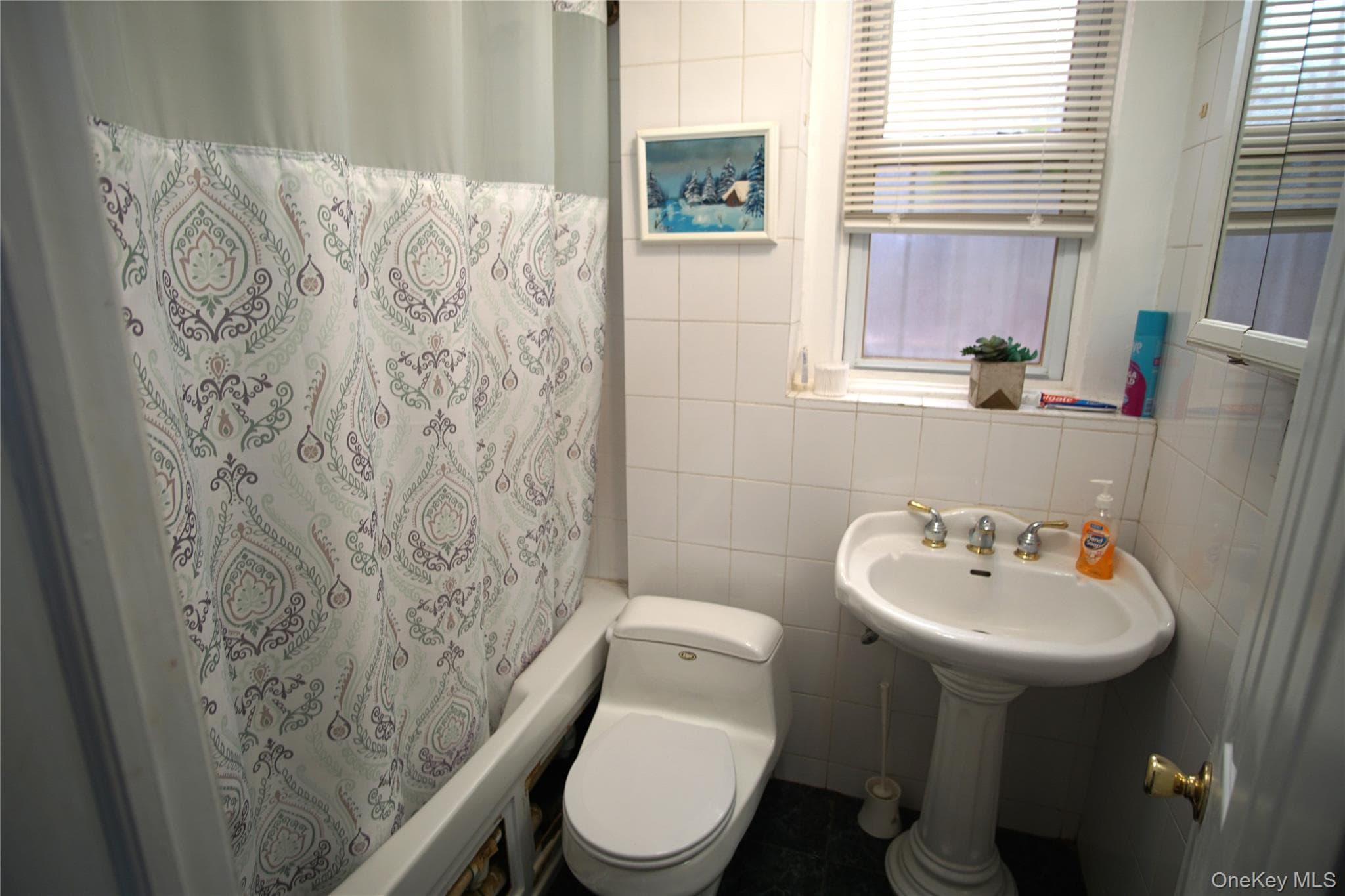 2430 Esplanade Avenue thumbnail 8