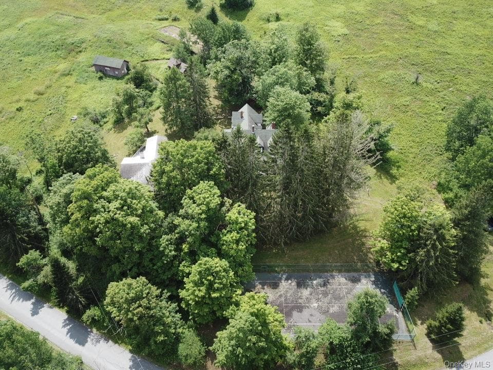109 Mary Smith Hill Road thumbnail 12