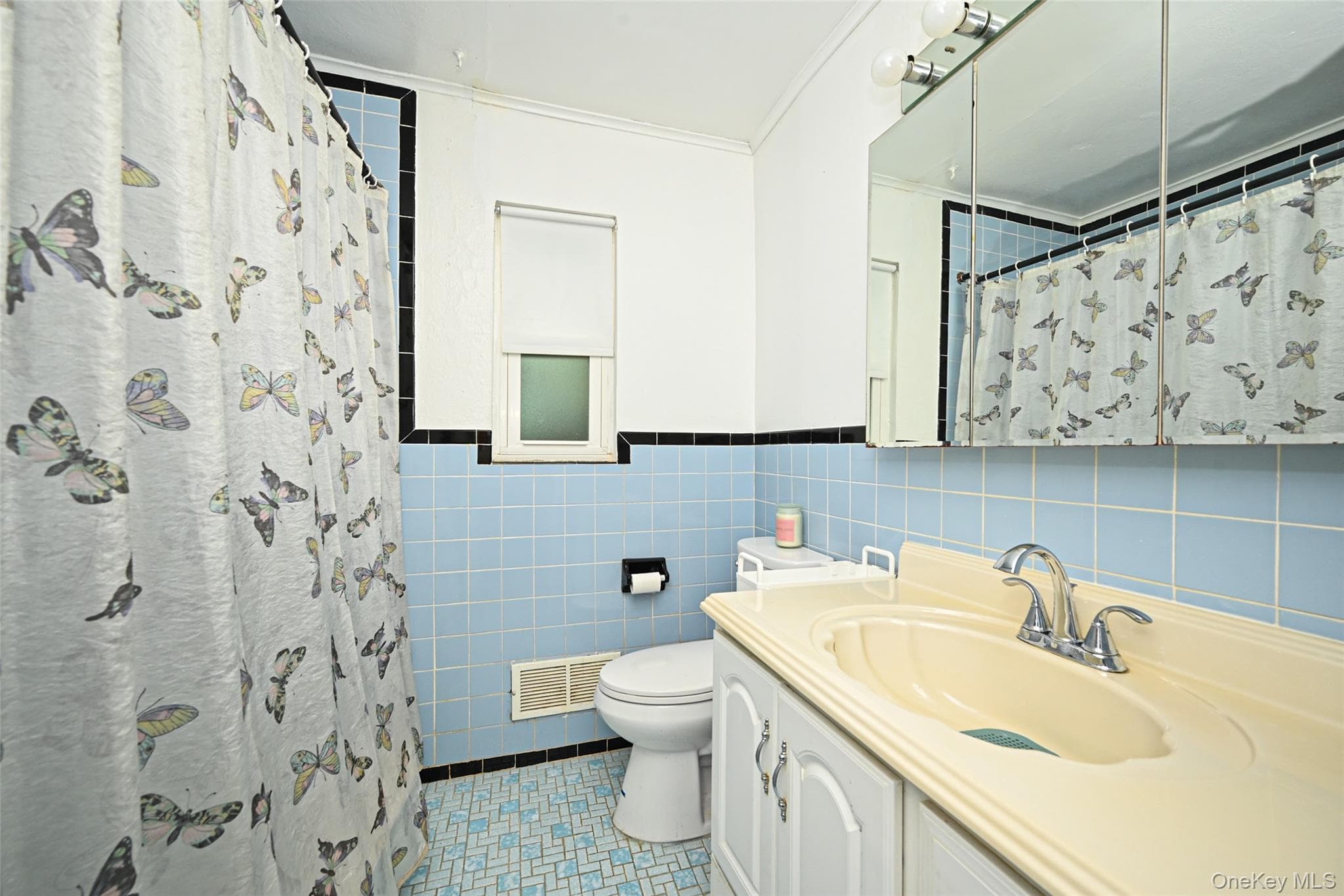 40-04 205th Street thumbnail 11