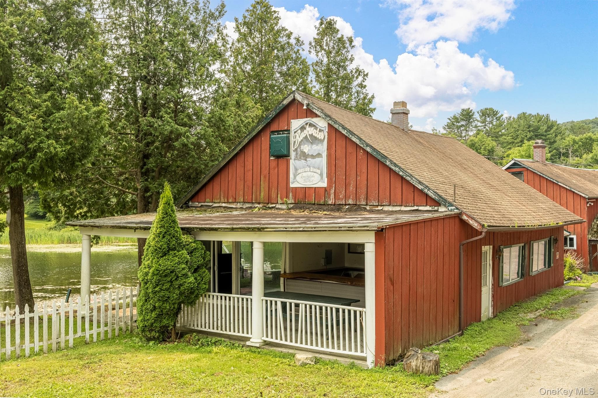 42 Queechy Lake Drive photo 1