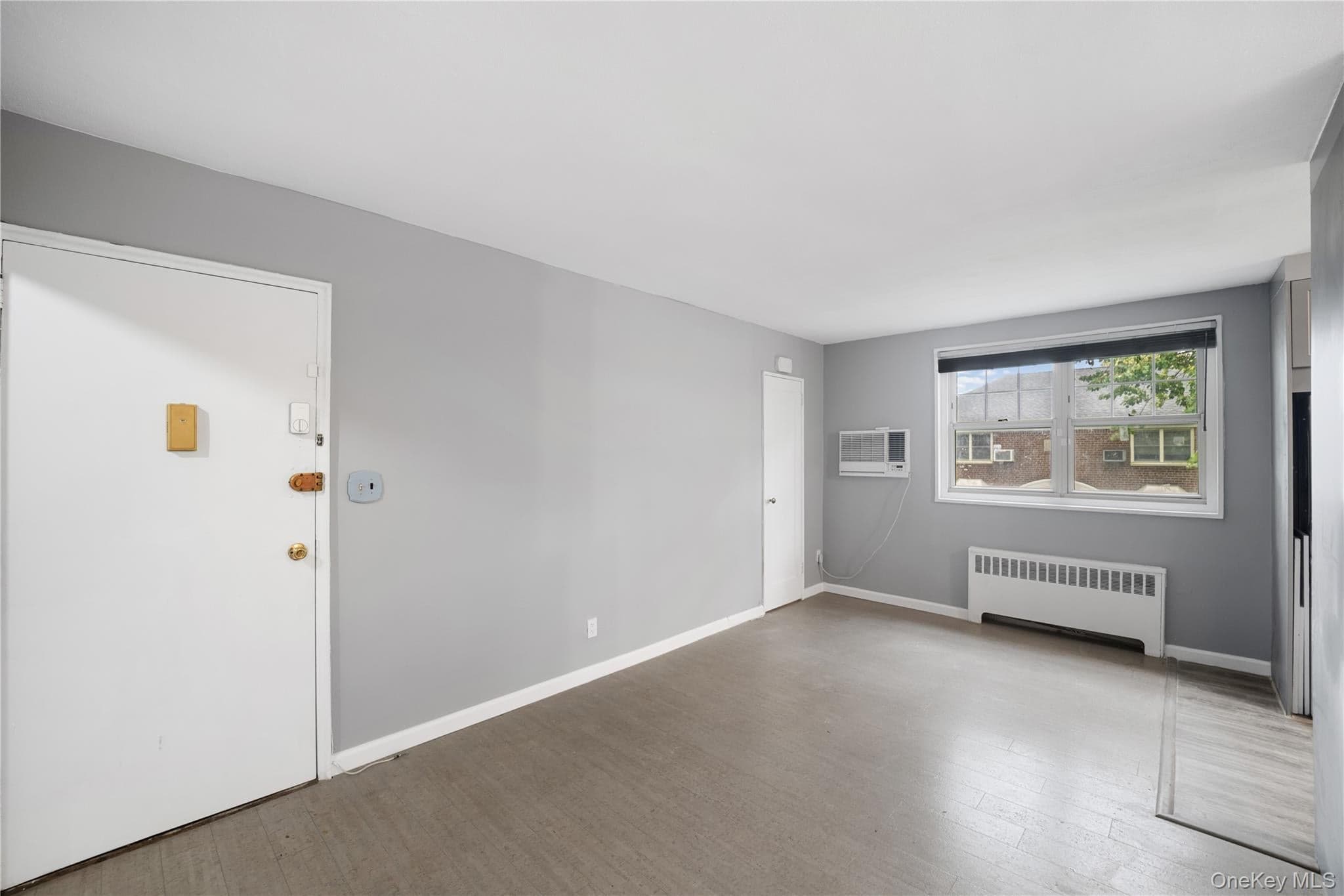249-52 60th Avenue Unit: Upper thumbnail 10