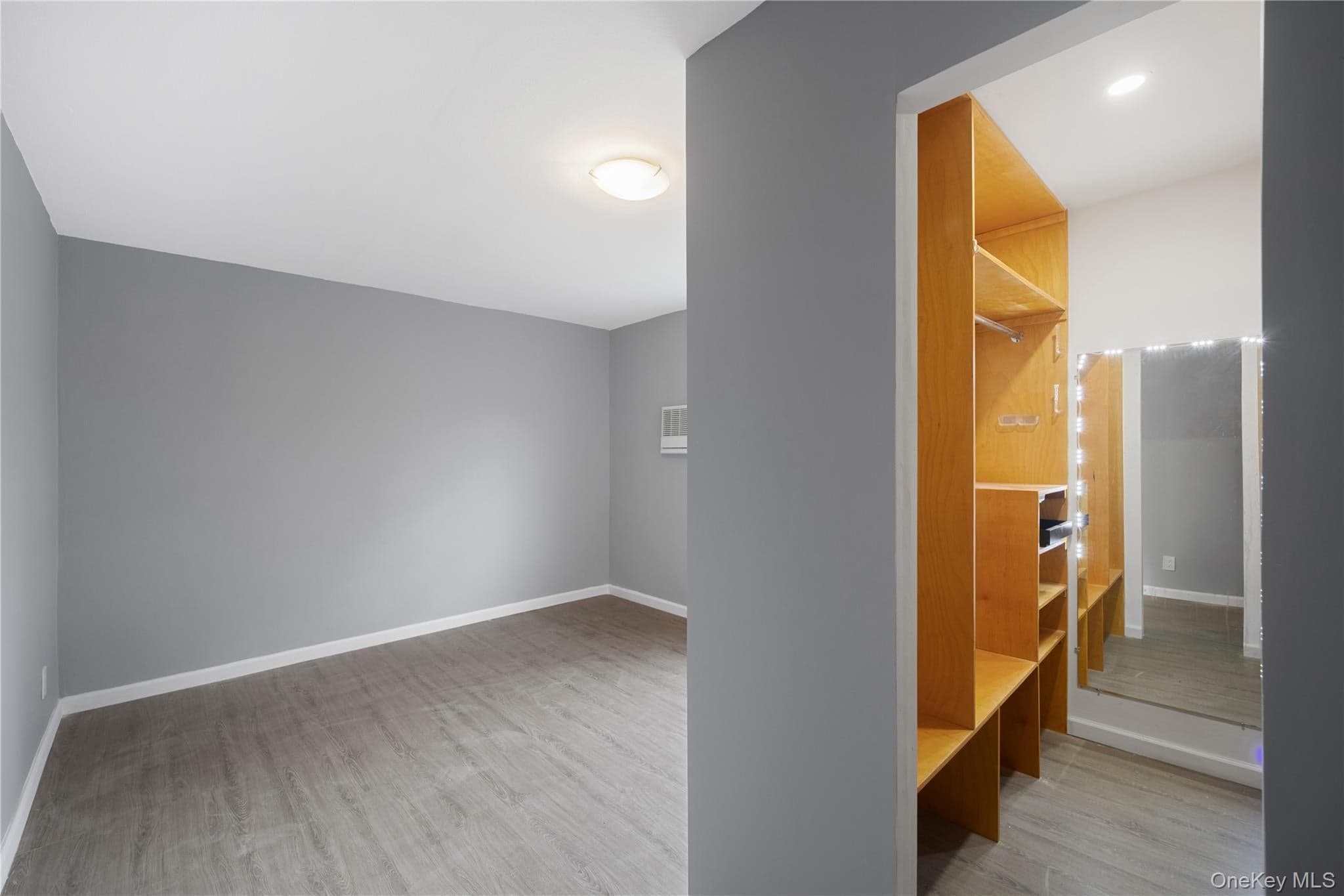 249-52 60th Avenue Unit: Upper thumbnail 13