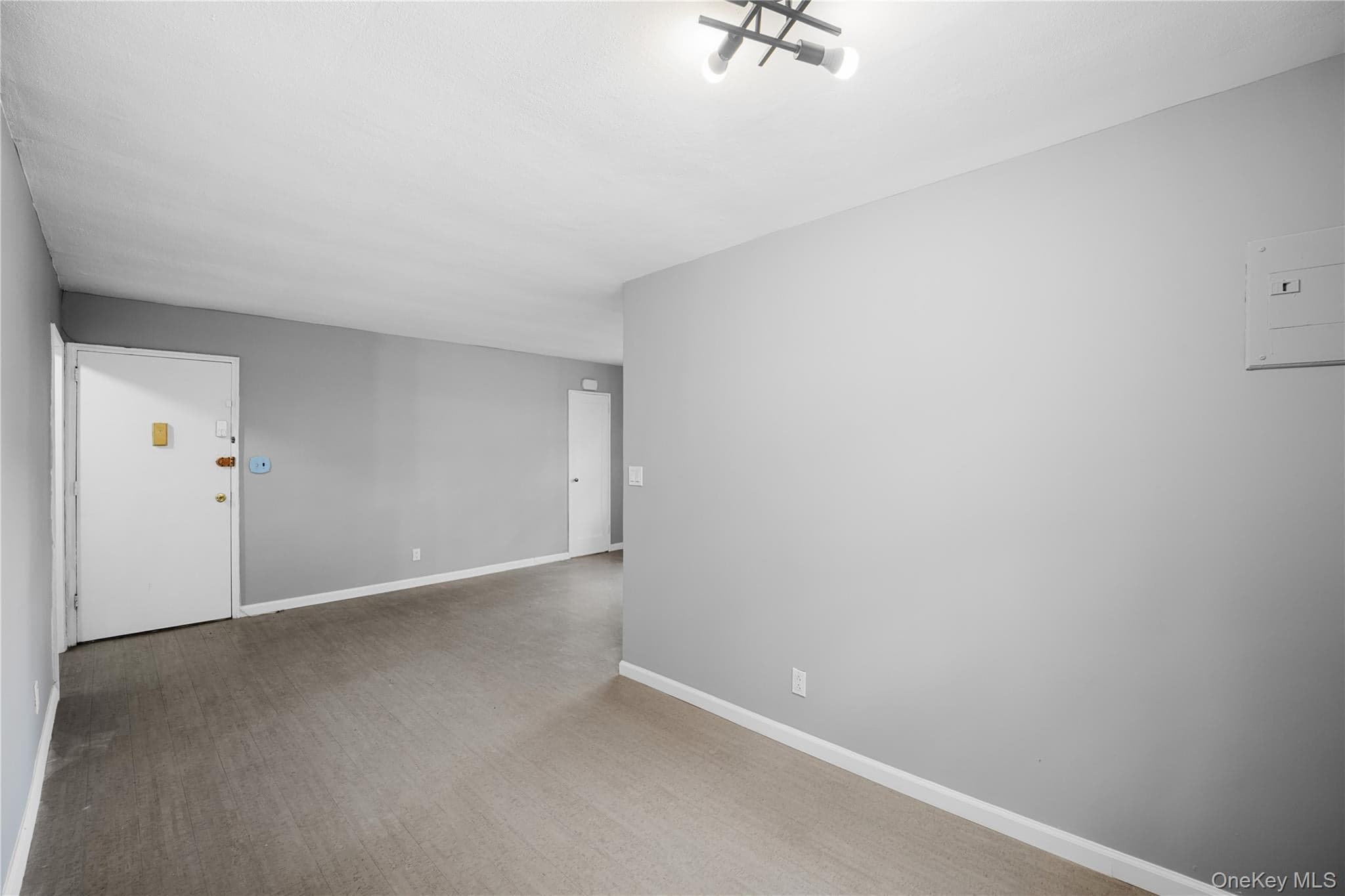 249-52 60th Avenue Unit: Upper thumbnail 9