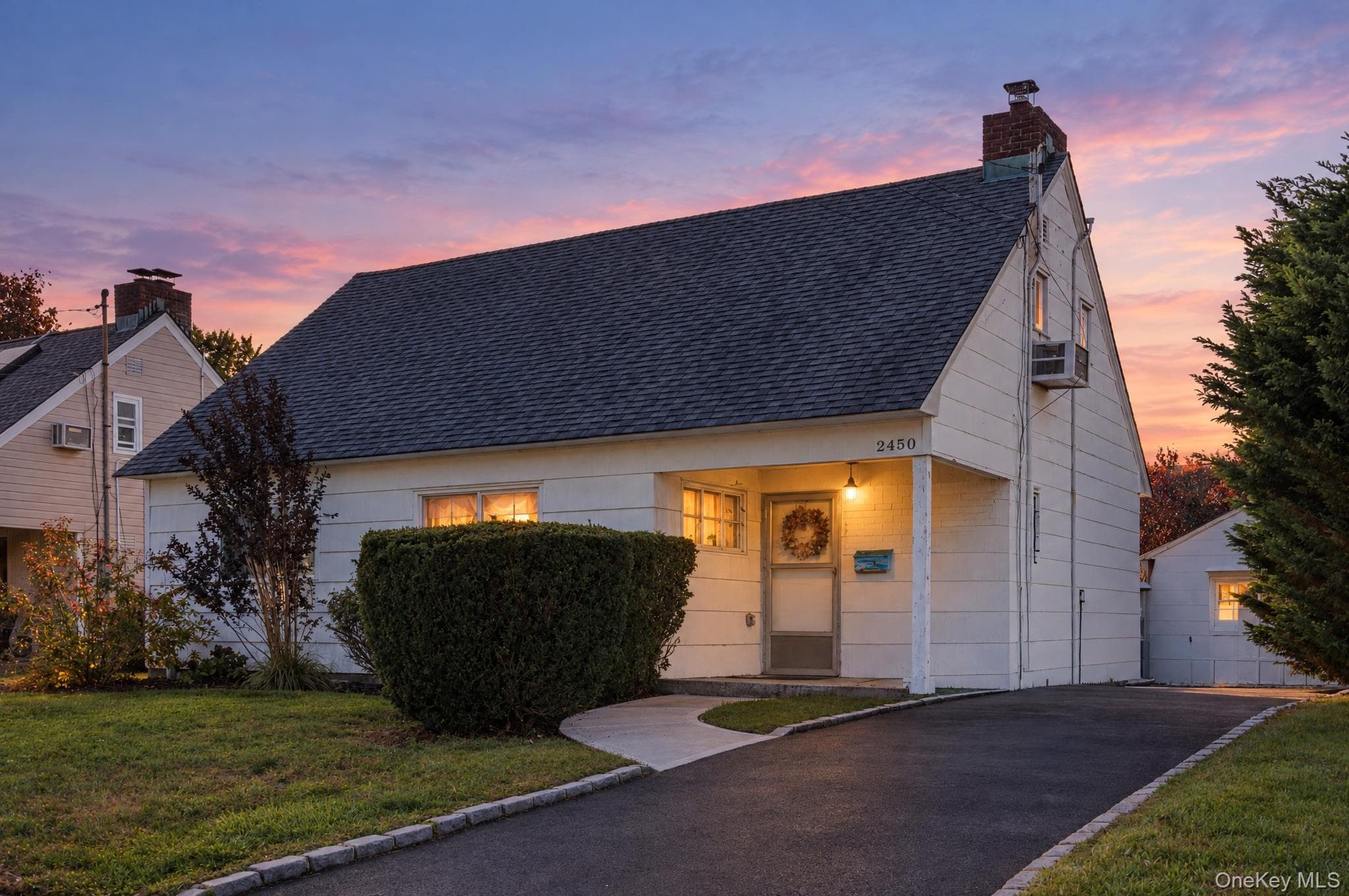 2450 Mermaid Avenue, Wantagh
