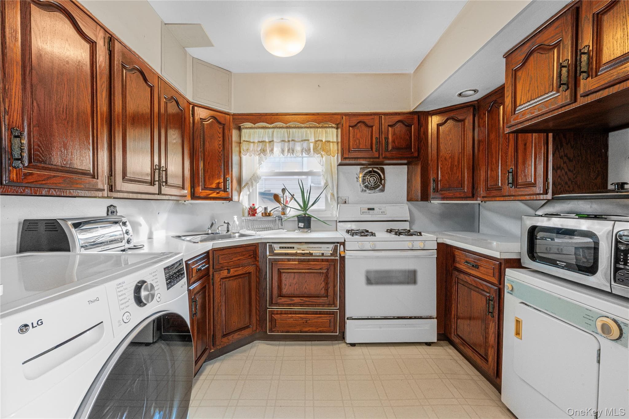 2450 Mermaid Avenue thumbnail 18