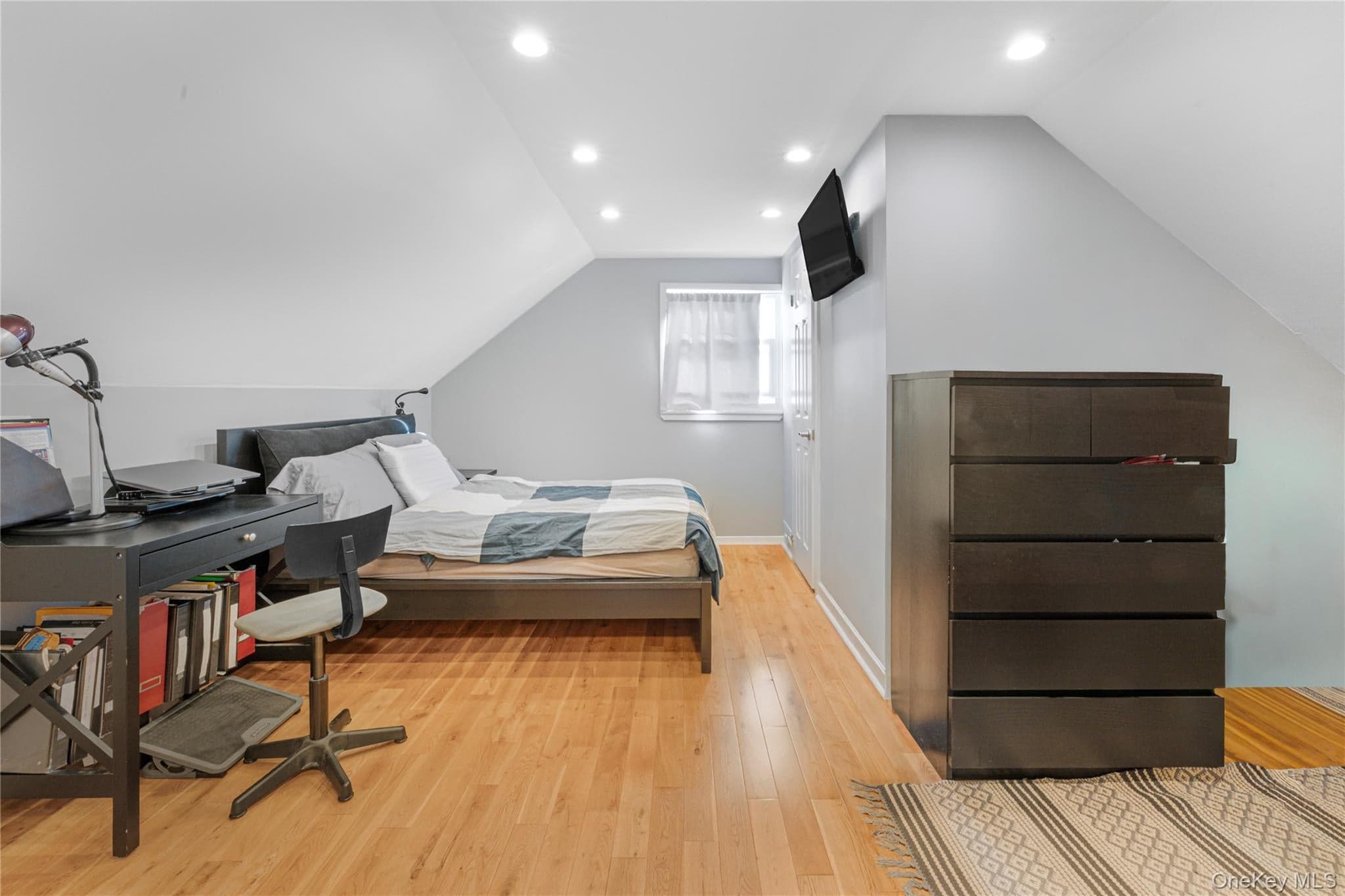 2450 Mermaid Avenue thumbnail 22