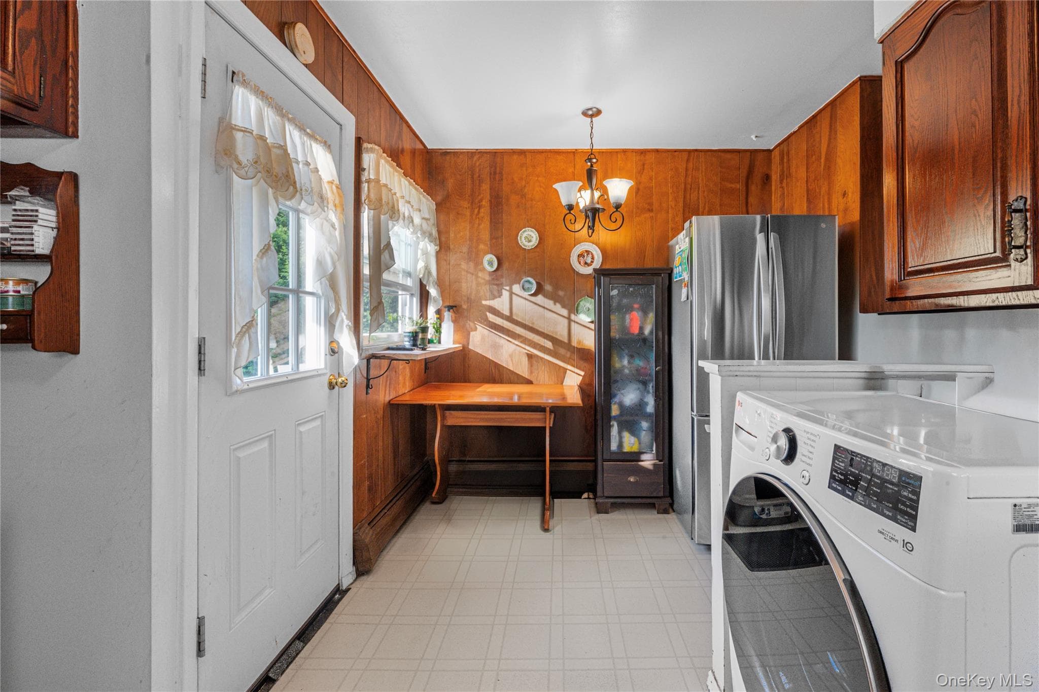 2450 Mermaid Avenue thumbnail 19
