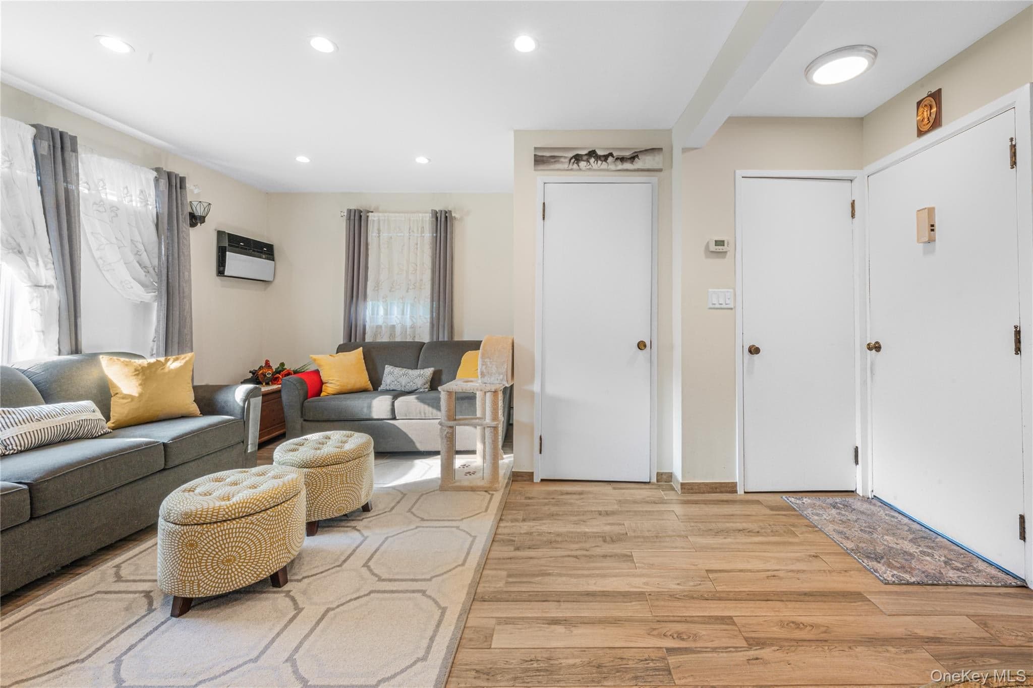2450 Mermaid Avenue thumbnail 13