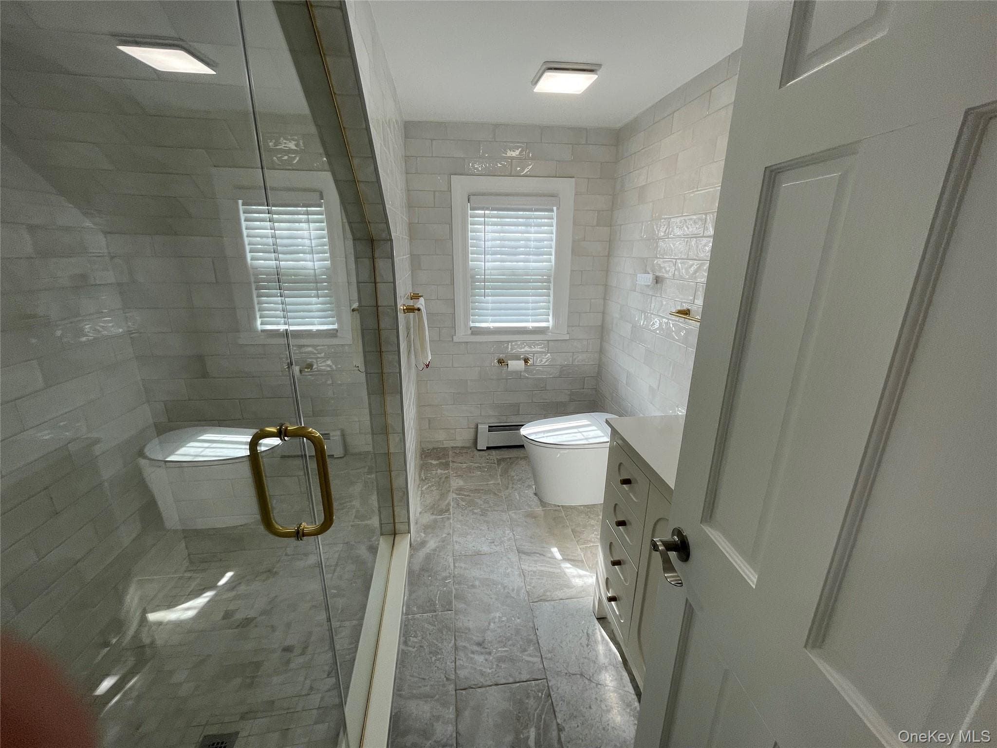 252 Beverly Road thumbnail 14