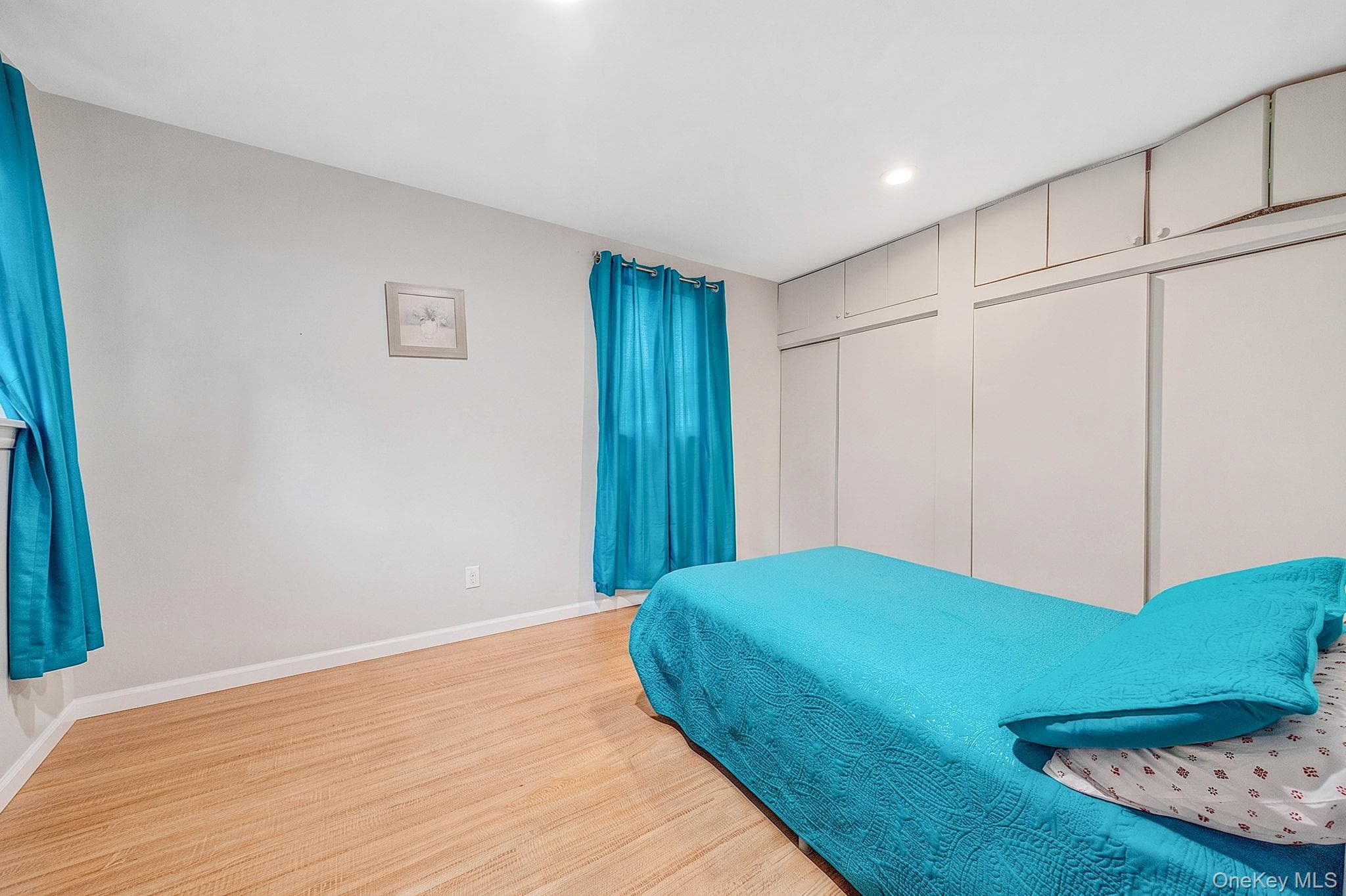 105 Hale Avenue thumbnail 9