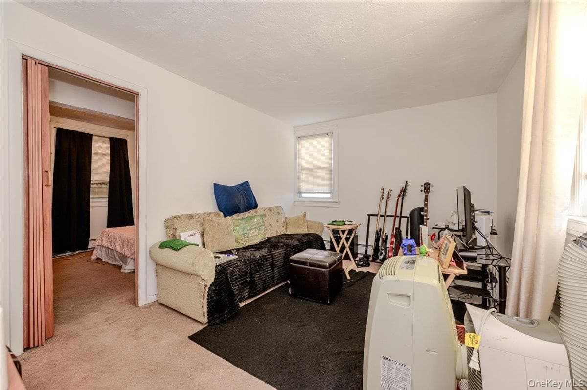 2222 Fenton Avenue thumbnail 15