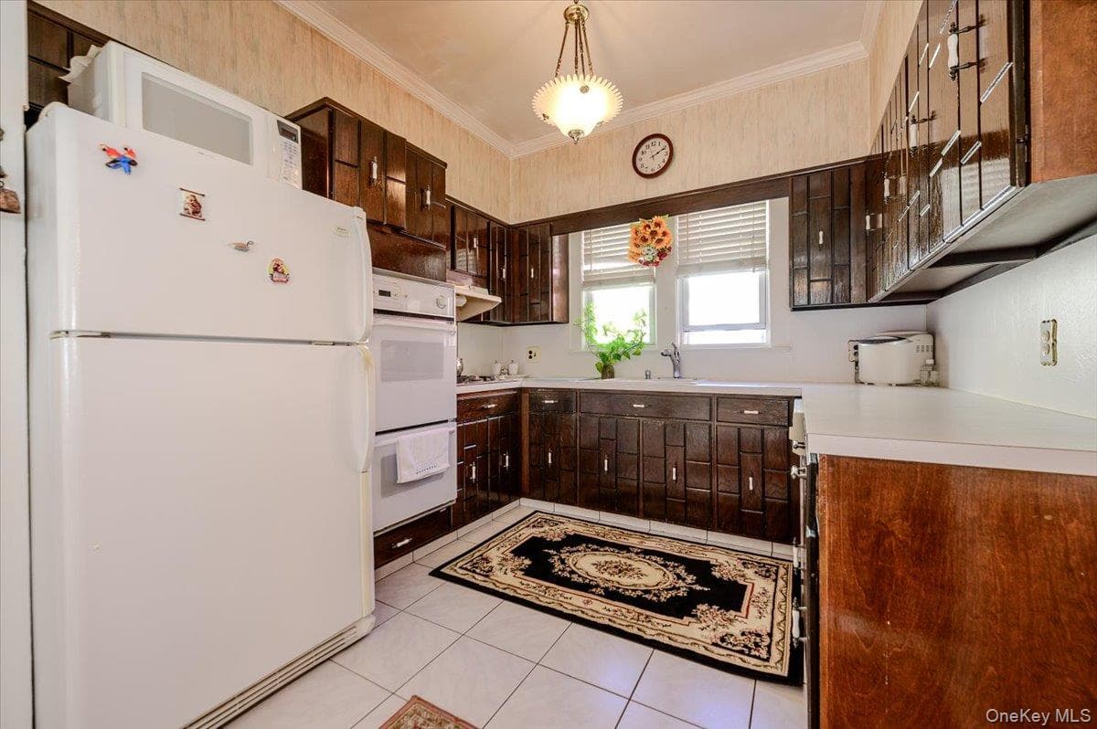 2222 Fenton Avenue thumbnail 7