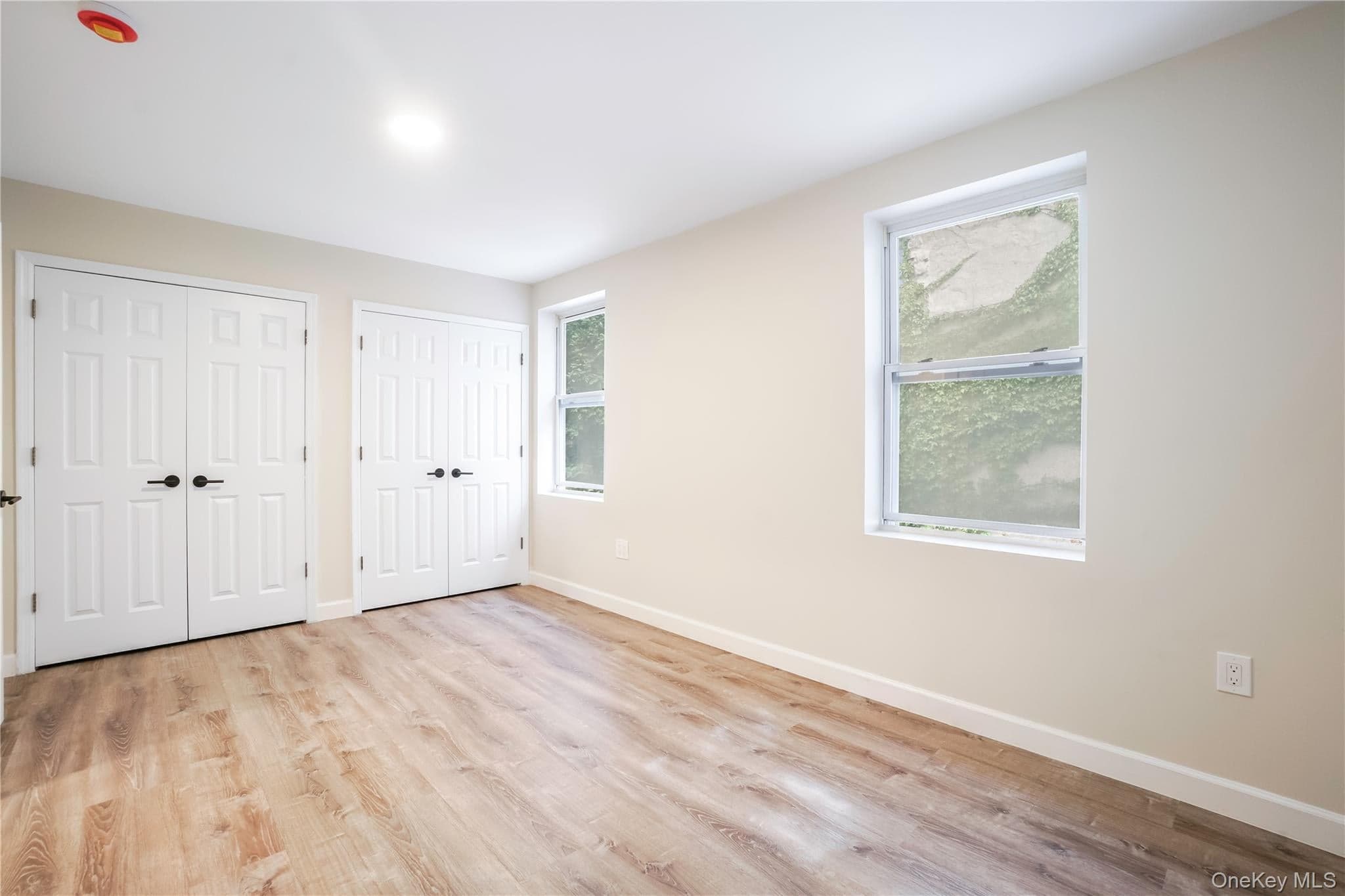 613 Oak Terrace thumbnail 12